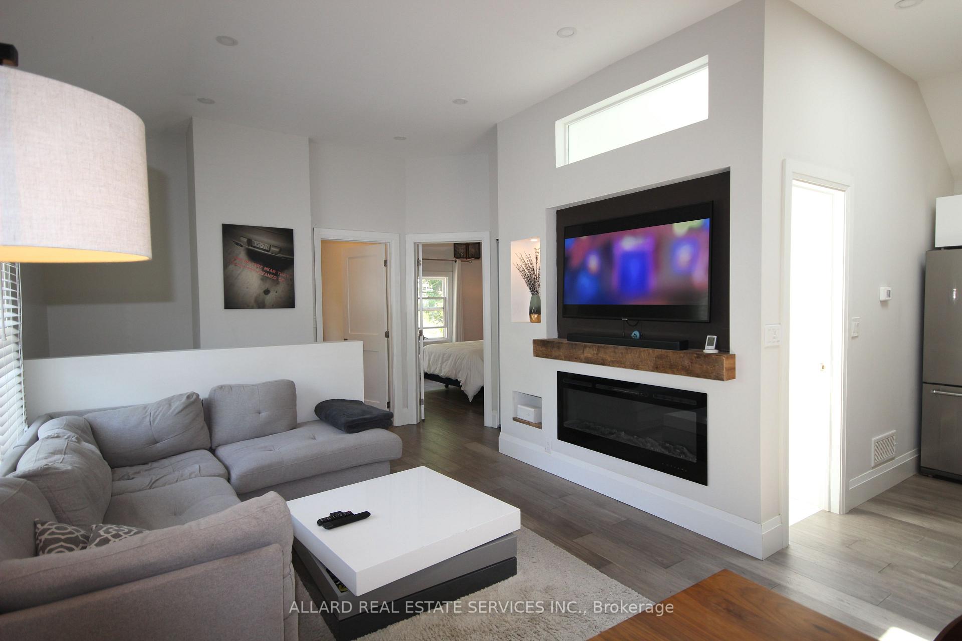 Photo 23 of 361 Rhodes Avenue, Toronto, Greenwood-Coxwell — HOMEH