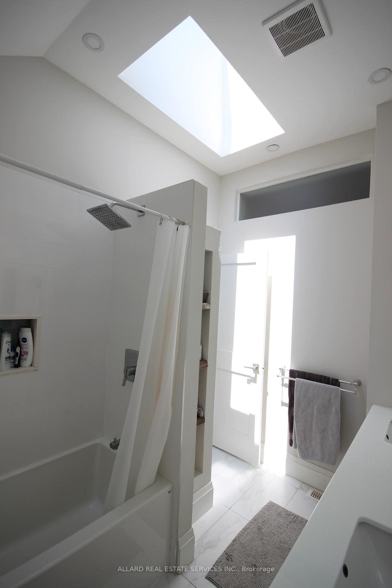 Photo 11 of 361 Rhodes Avenue, Toronto, Greenwood-Coxwell — HOMEH