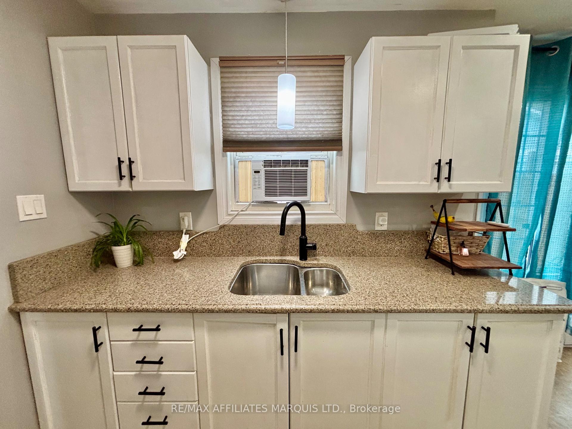 Photo 6 of 786 Dundee Avenue, Cornwall — HOMEH