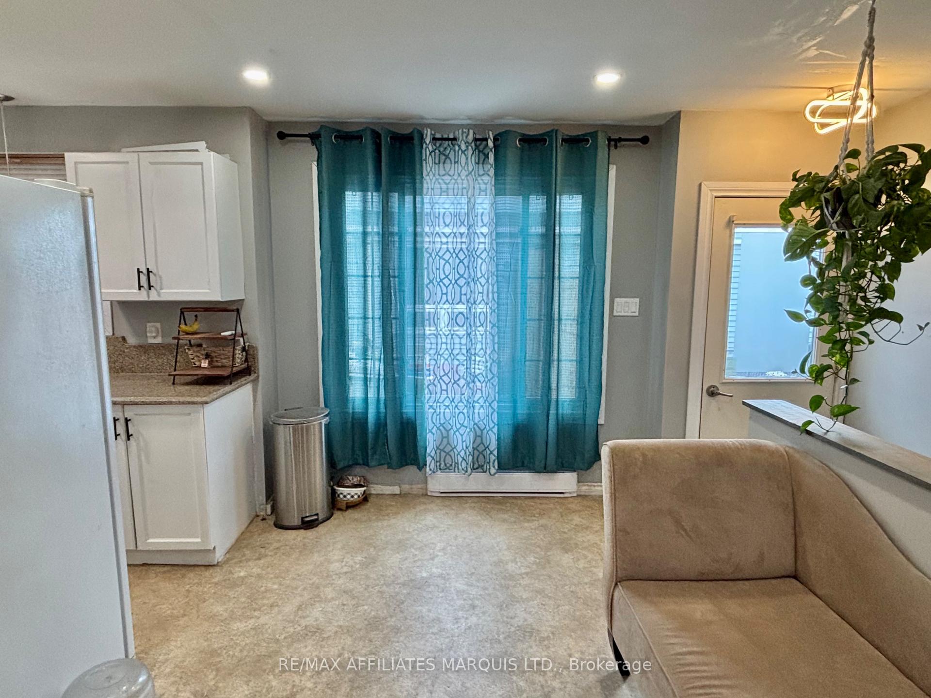 Photo 9 of 786 Dundee Avenue, Cornwall — HOMEH