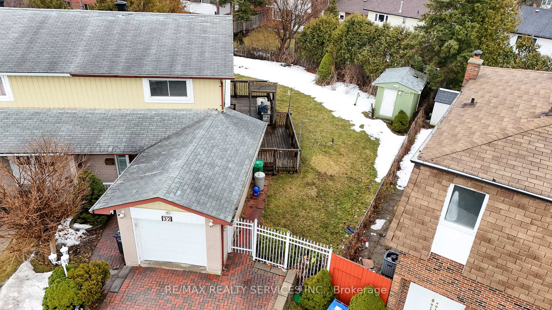 Photo 6 of 32 Skegby Road, Brampton, Brampton North — HOMEH