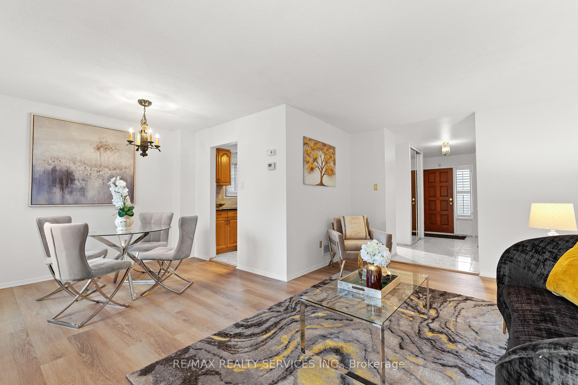 Photo 19 of 32 Skegby Road, Brampton, Brampton North — HOMEH