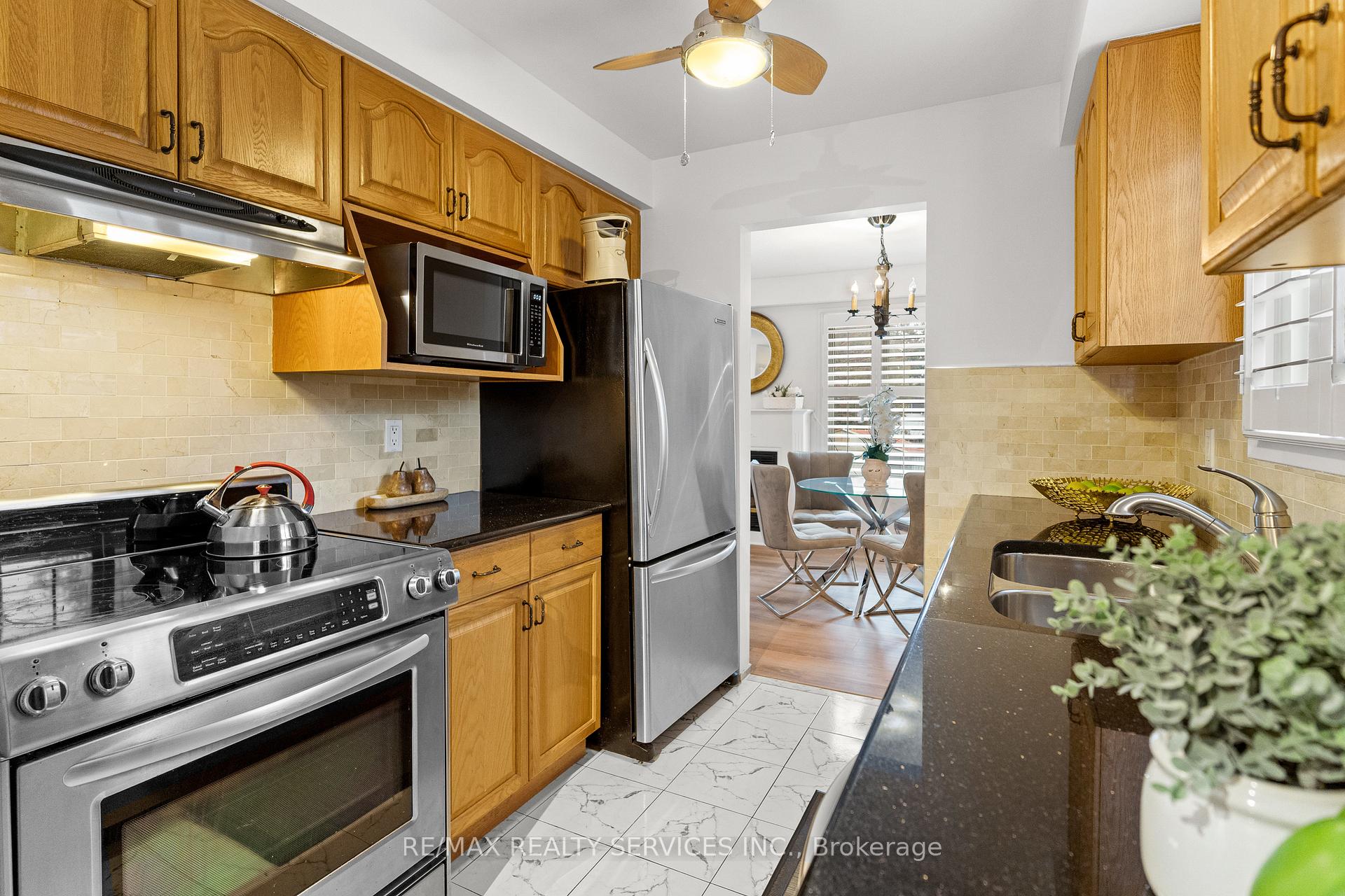 Photo 16 of 32 Skegby Road, Brampton, Brampton North — HOMEH