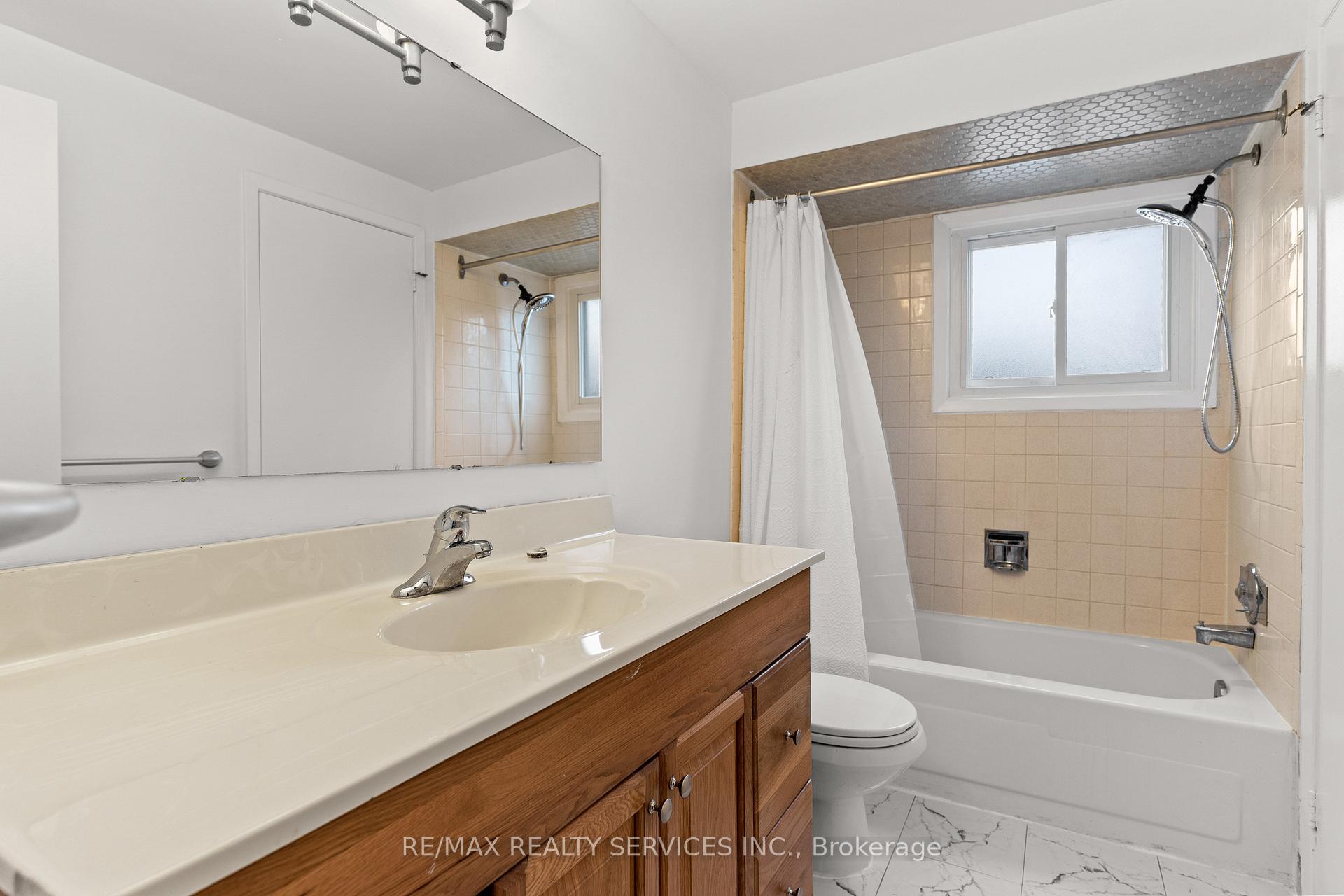 Photo 23 of 32 Skegby Road, Brampton, Brampton North — HOMEH