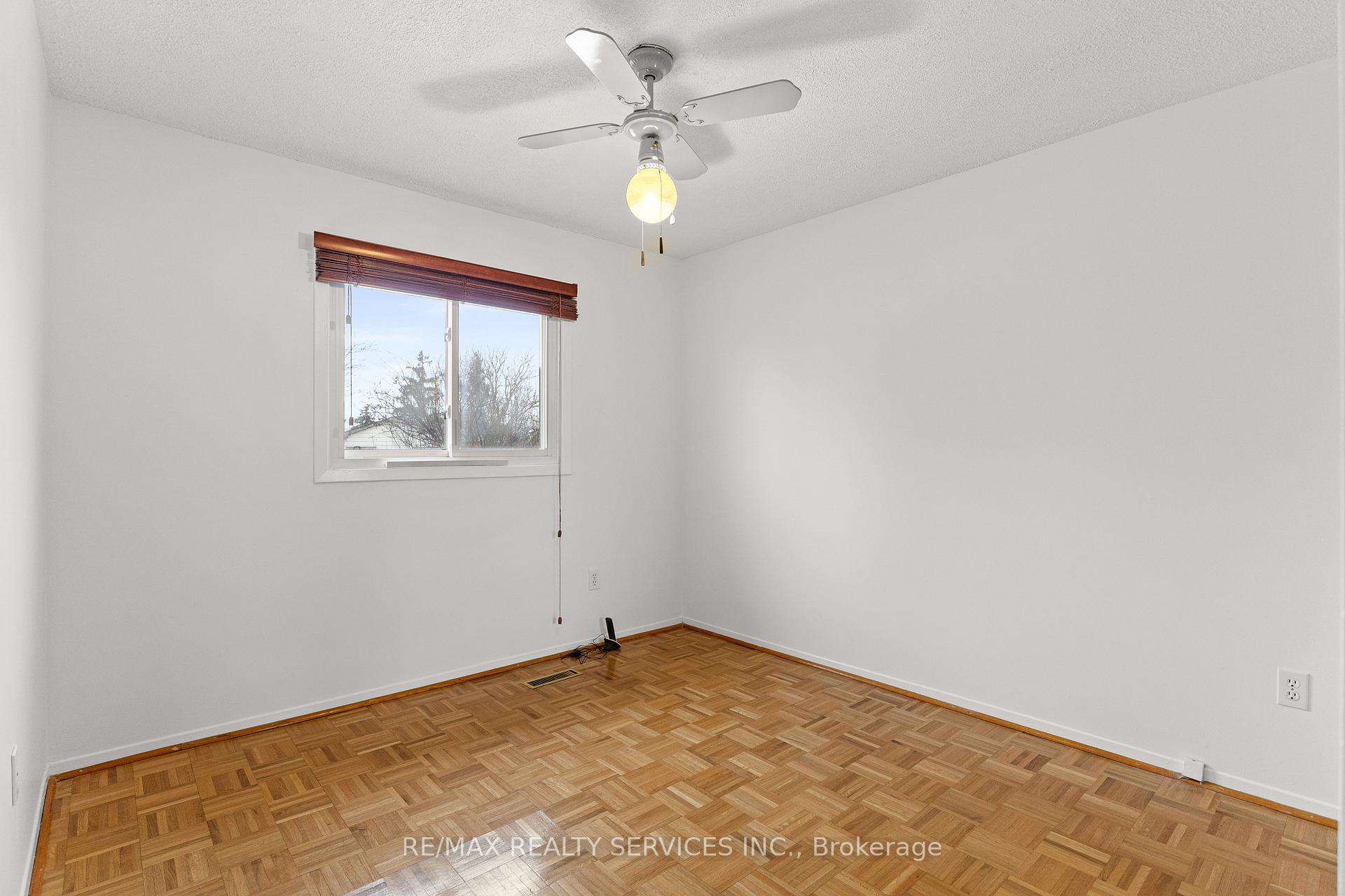 Photo 27 of 32 Skegby Road, Brampton, Brampton North — HOMEH