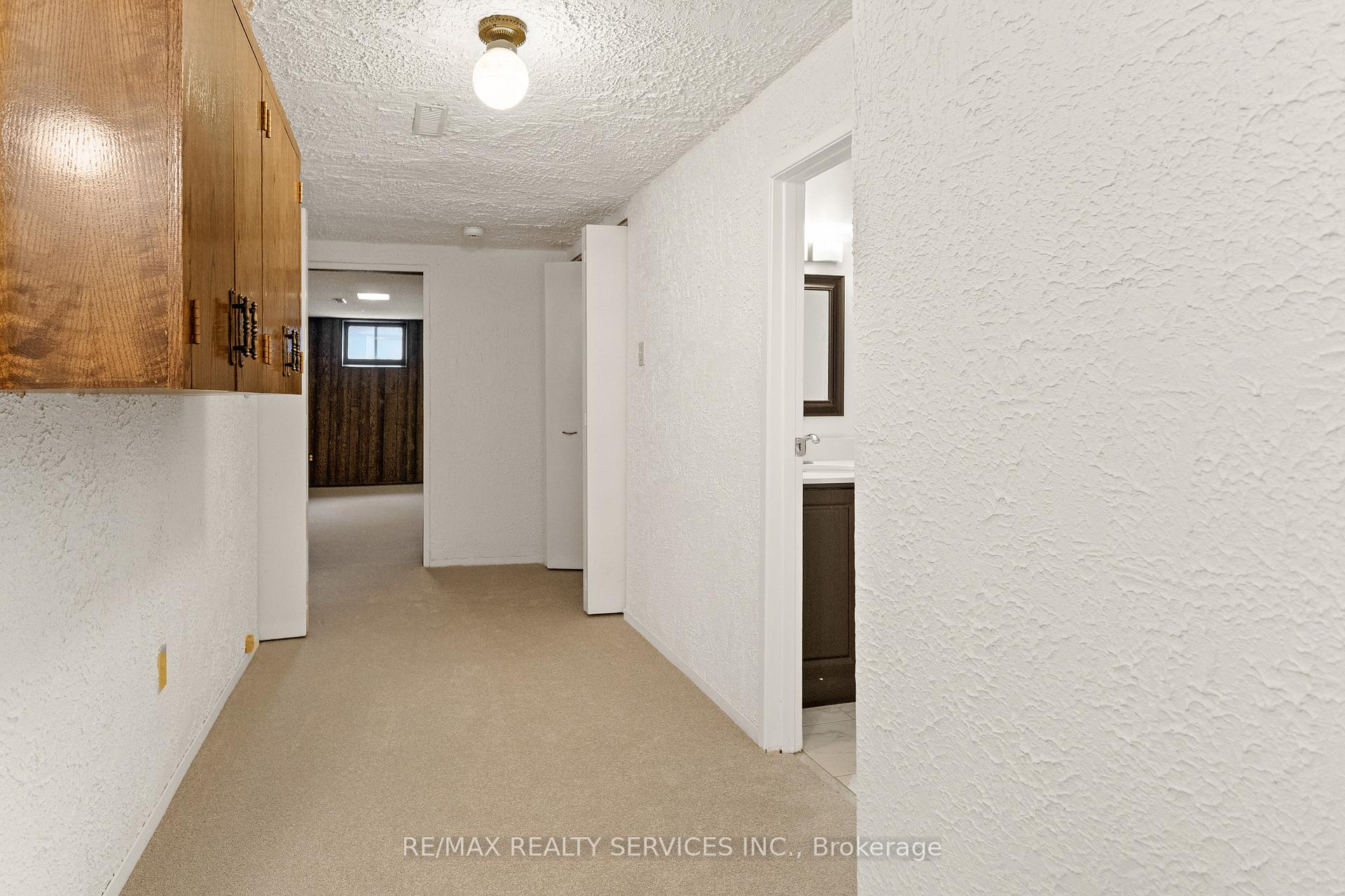 Photo 31 of 32 Skegby Road, Brampton, Brampton North — HOMEH
