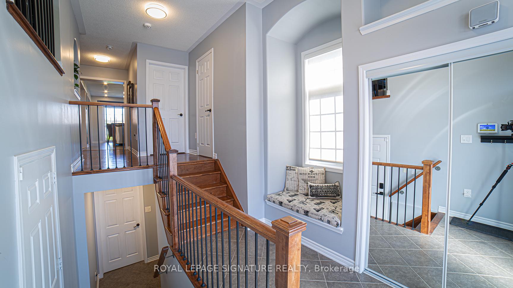 Photo 5 of 1861 Parkhurst Crescent, Pickering, Duffin Heights — HOMEH