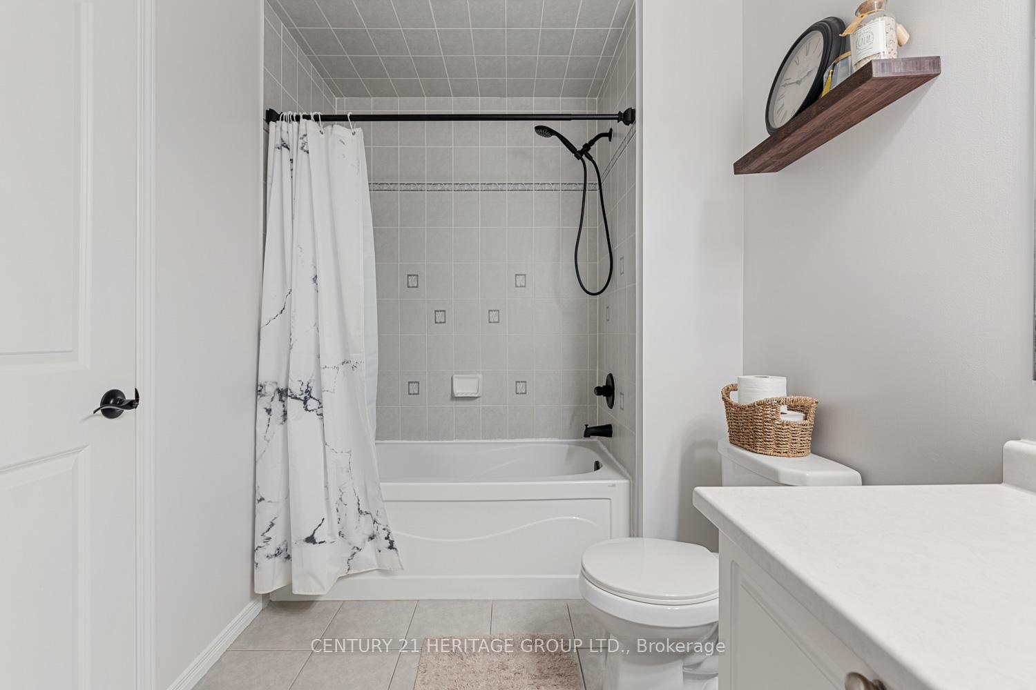 Photo 9 of Unit 2, 11 Cheltenham Road, Barrie, Georgian Drive — HOMEH
