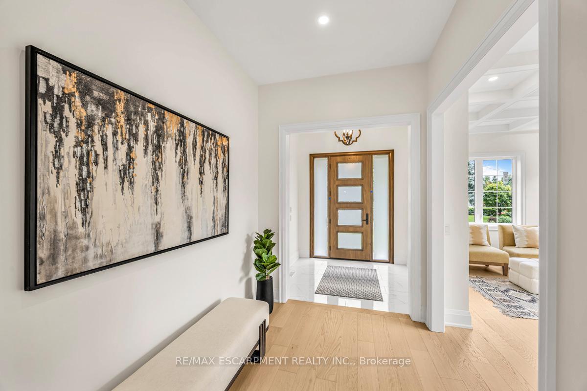 Photo 2 of 63 Brian Boulevard, Hamilton, Waterdown — HOMEH