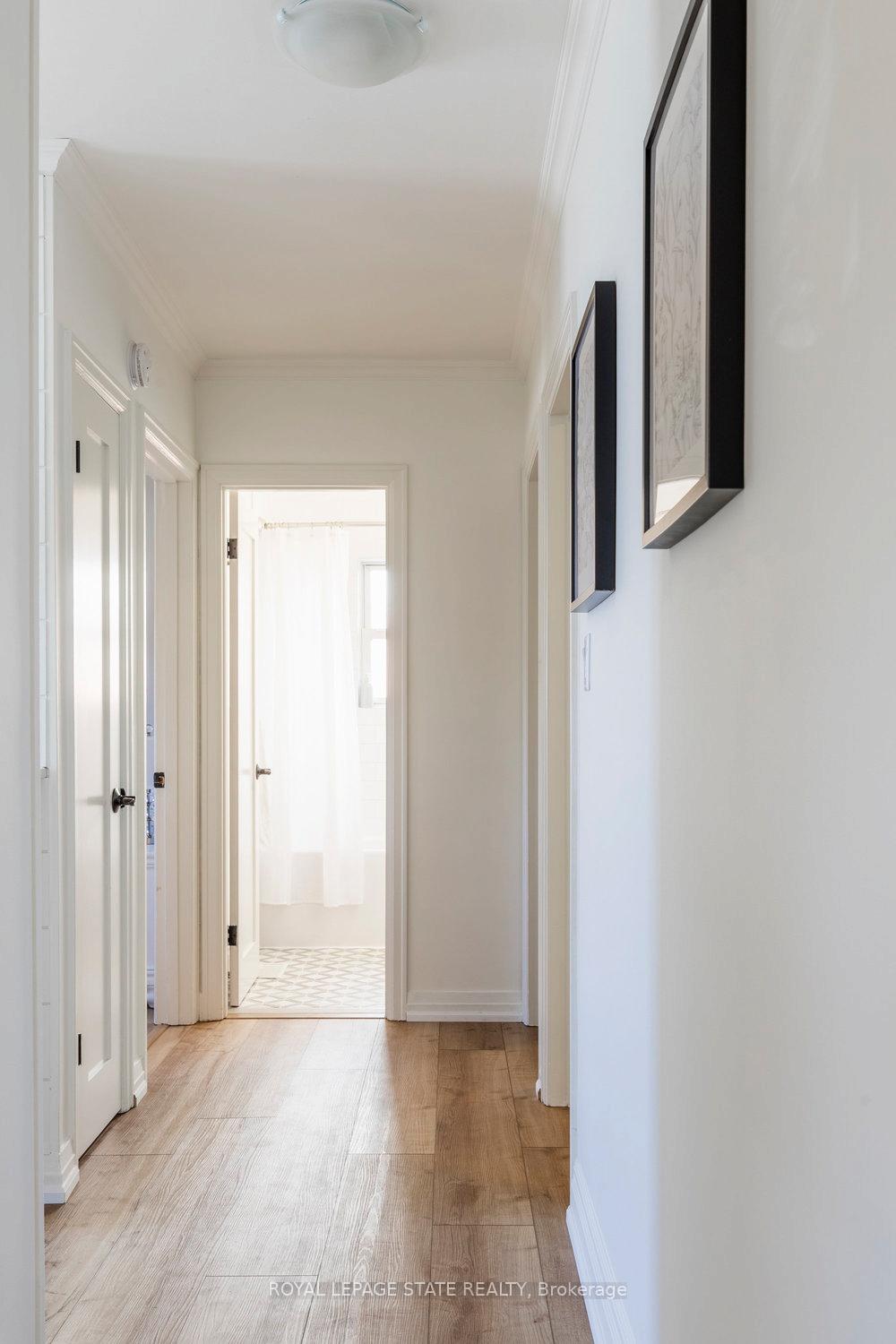 Photo 14 of 44 Kemp Drive, Hamilton, Dundas — HOMEH