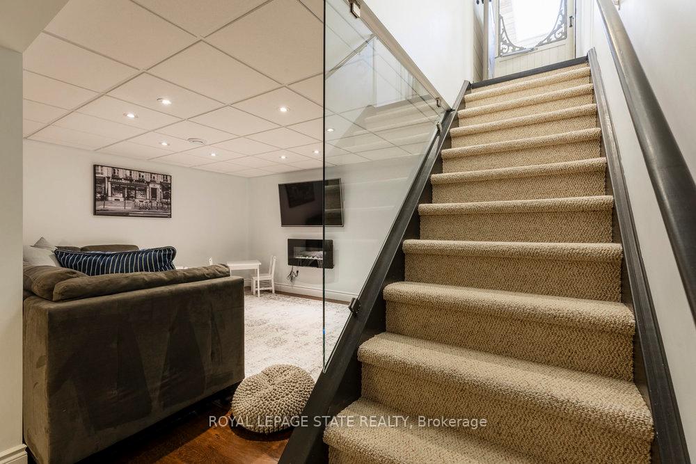 Photo 9 of 44 Kemp Drive, Hamilton, Dundas — HOMEH