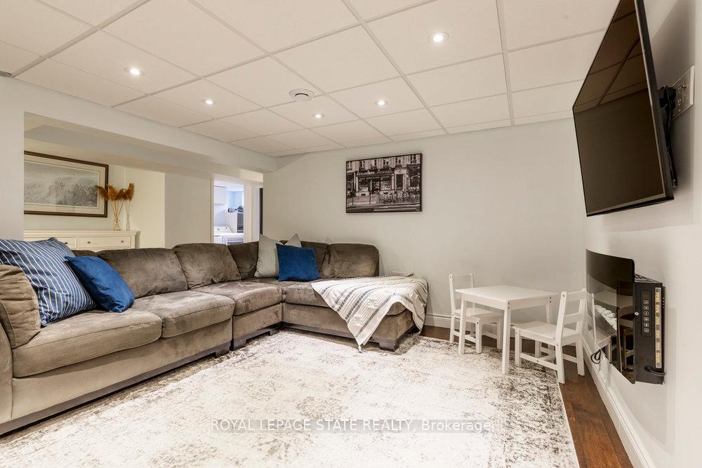 Photo 21 of 44 Kemp Drive, Hamilton, Dundas — HOMEH