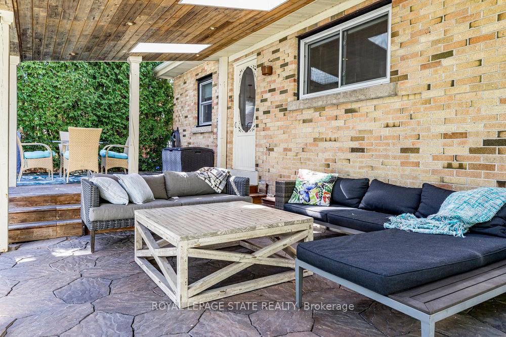 Photo 39 of 44 Kemp Drive, Hamilton, Dundas — HOMEH