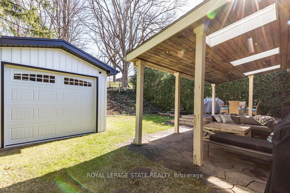 Photo 41 of 44 Kemp Drive, Hamilton, Dundas — HOMEH