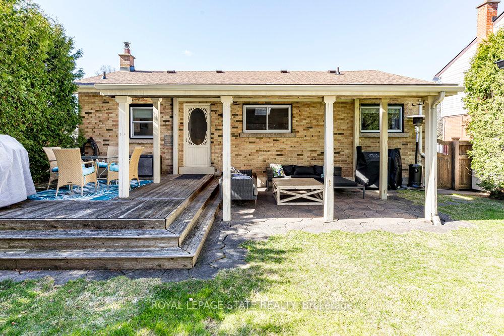 Photo 46 of 44 Kemp Drive, Hamilton, Dundas — HOMEH