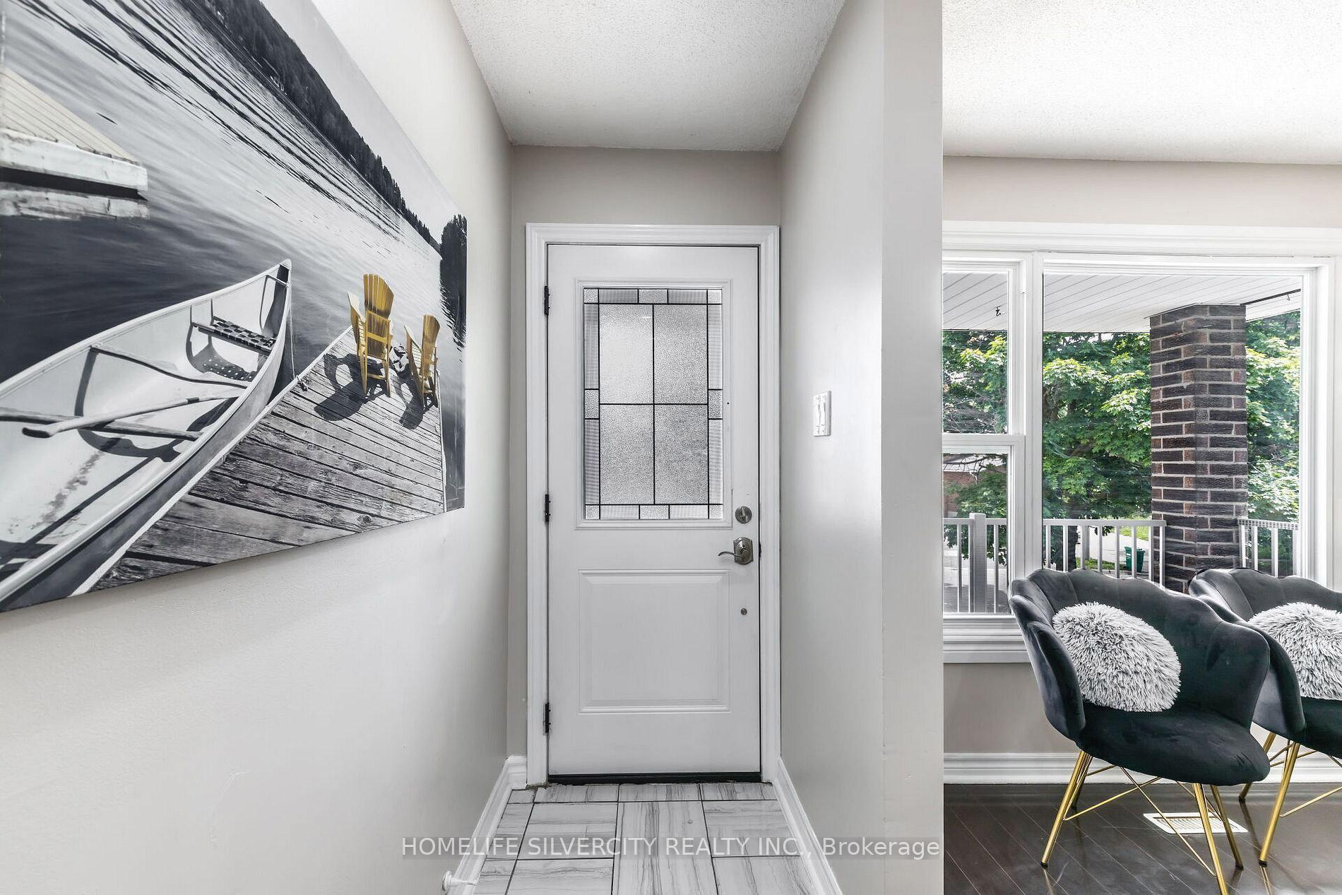 Photo 5 of 60 Braidwood Lake Road, Brampton, Heart Lake West — HOMEH