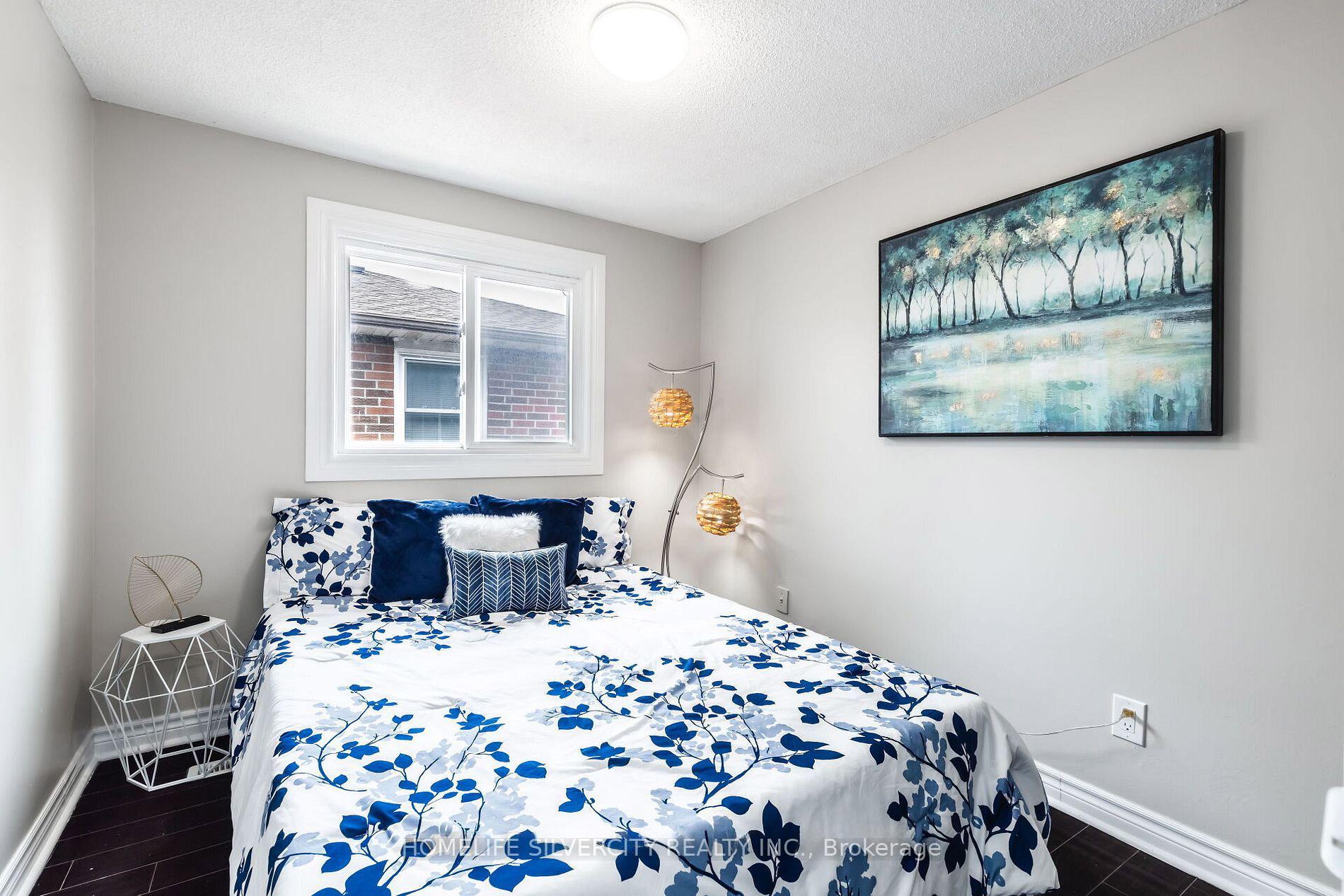 Photo 24 of 60 Braidwood Lake Road, Brampton, Heart Lake West — HOMEH