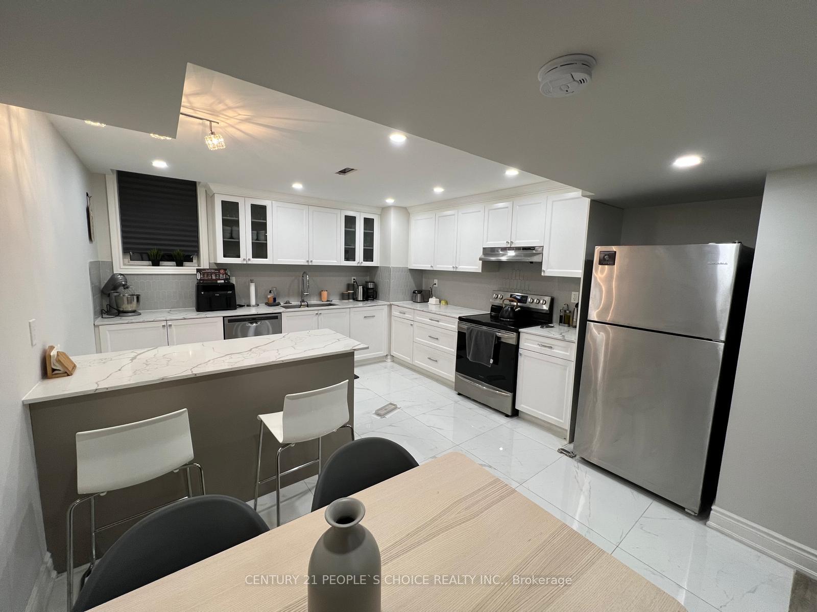 Photo 6 of 22 Elderslie Crescent, Vaughan, Kleinburg — HOMEH