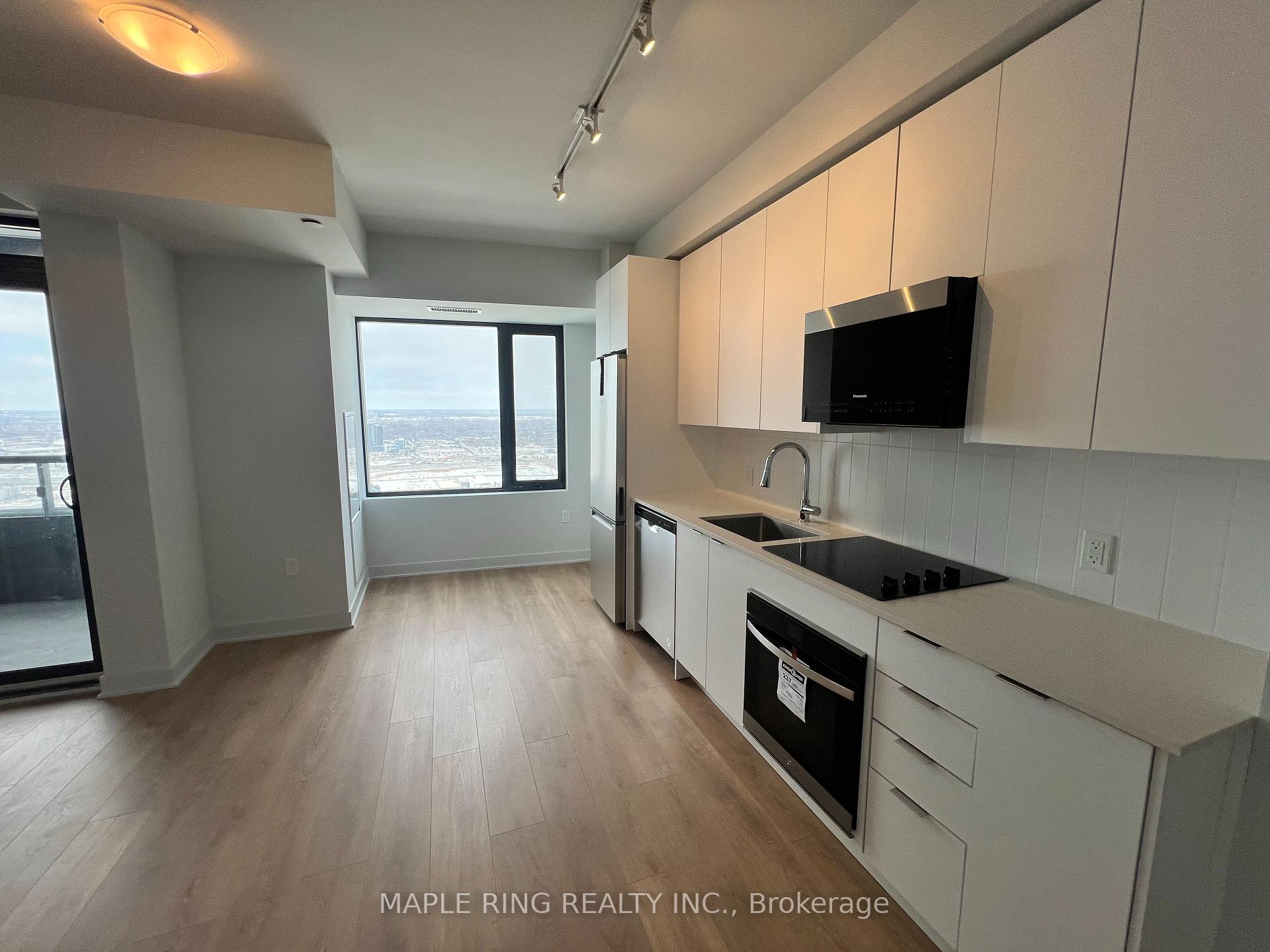 Photo 9 of Unit 4805, 2920 Highway 7 Road, Vaughan, Concord — HOMEH