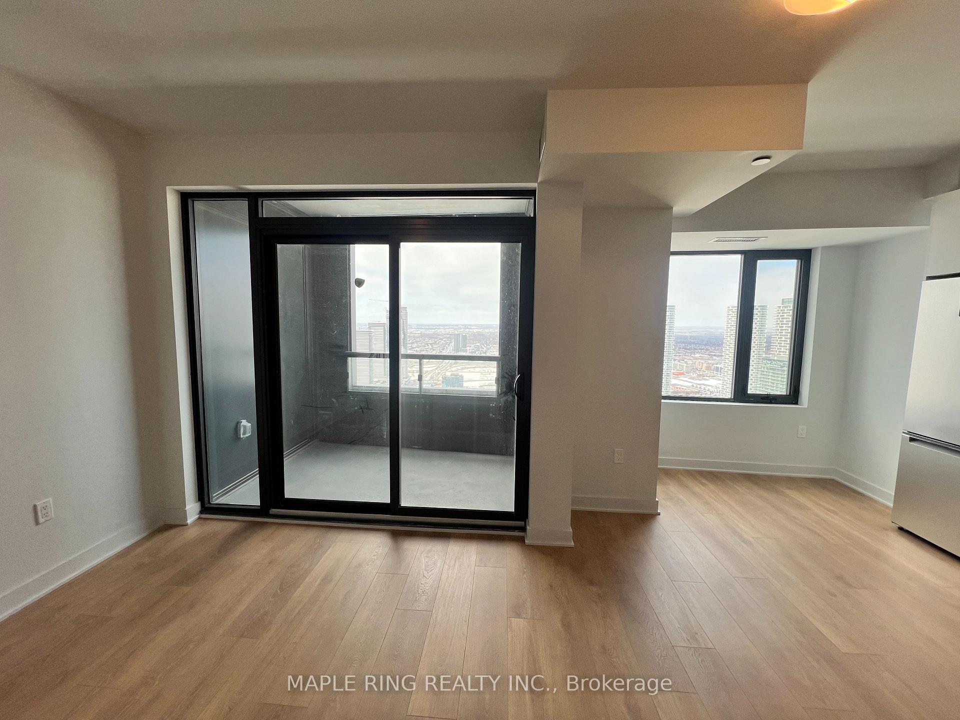 Photo 8 of Unit 4805, 2920 Highway 7 Road, Vaughan, Concord — HOMEH
