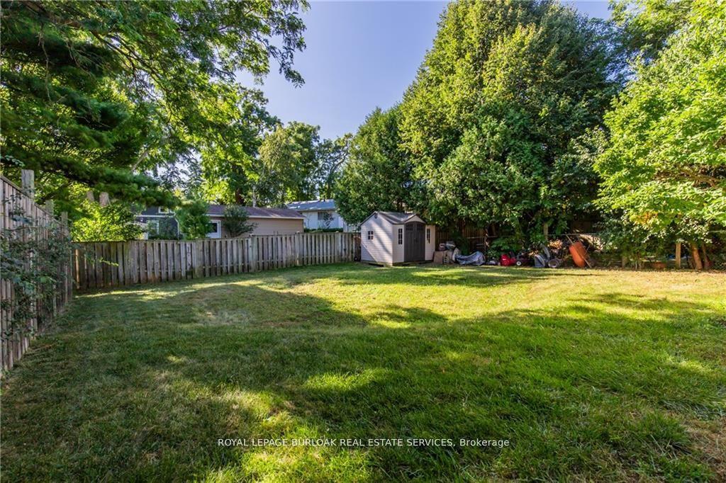 Photo 20 of 294 Parkside Drive, Hamilton, Waterdown — HOMEH