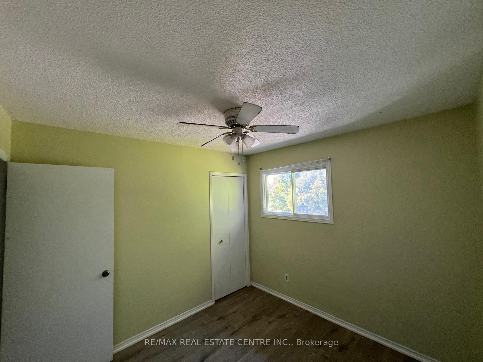 Photo 12 of 6 Frost Trail, Barrie, Letitia Heights — HOMEH