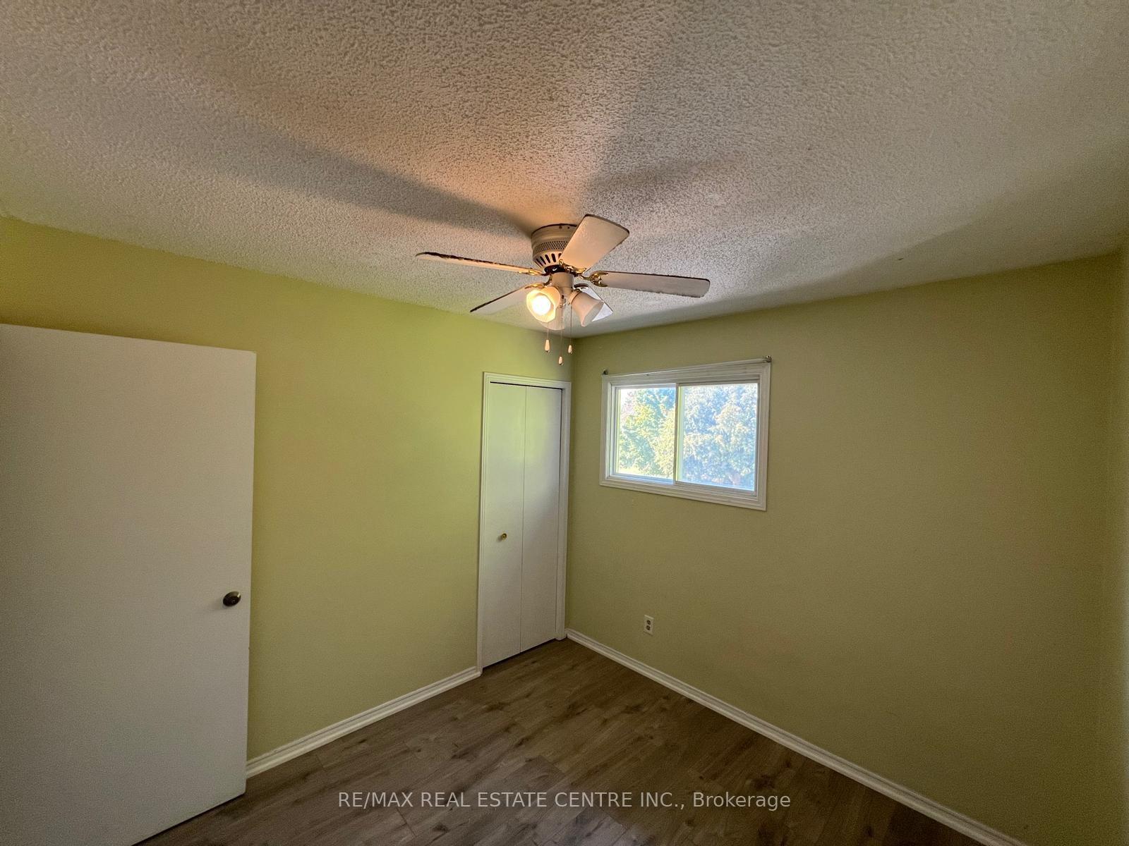 Photo 9 of 6 Frost Trail, Barrie, Letitia Heights — HOMEH