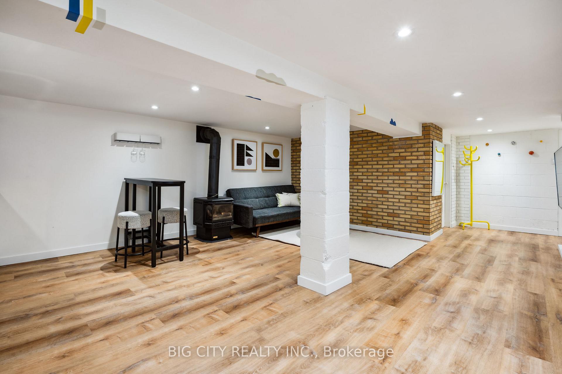 Photo 8 of Unit Lower, 549 Rushton Avenue, Toronto, Humewood-Cedarvale — HOMEH