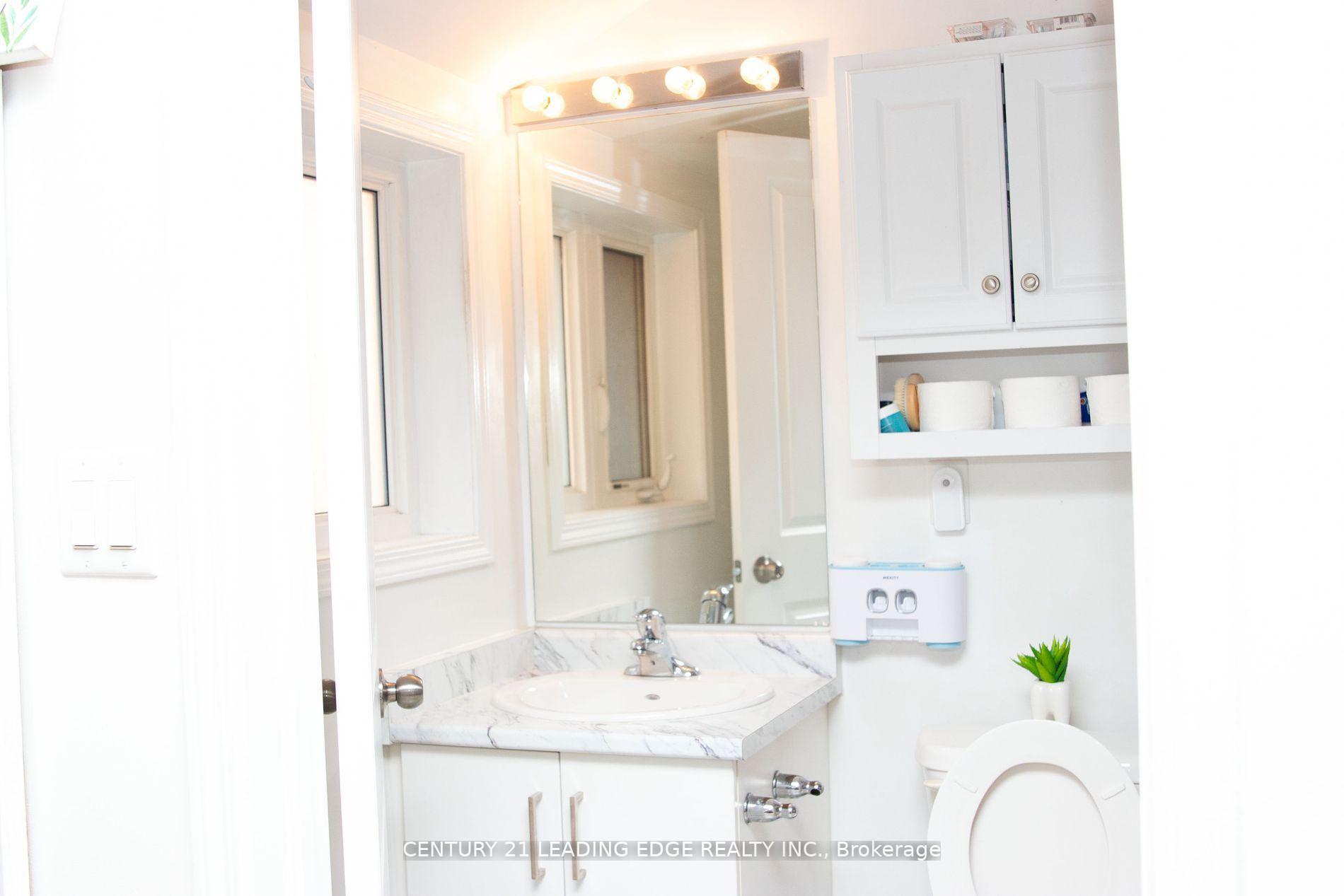 Photo 16 of Unit 14, 1050 Elton Way, Whitby, Pringle Creek — HOMEH