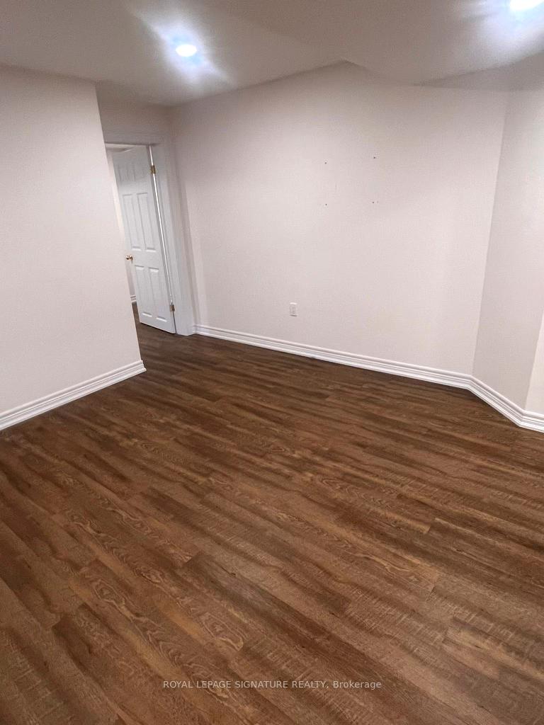 Photo 3 of Unit Bsmt, 11 Eric Burke Court, Hamilton, Jerome — HOMEH
