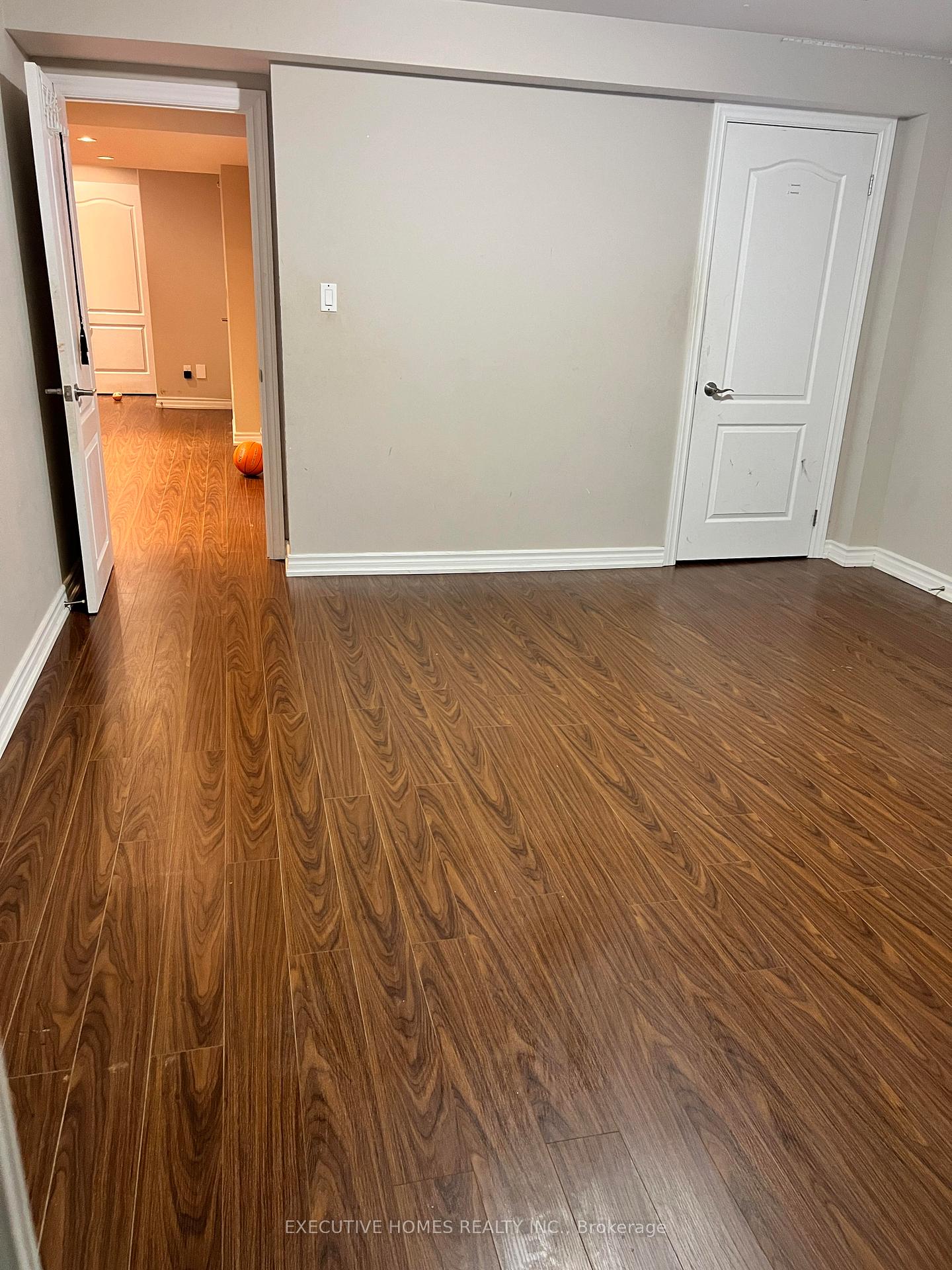 Photo 2 of 75 Reginald Lamb Crescent, Markham, Box Grove — HOMEH