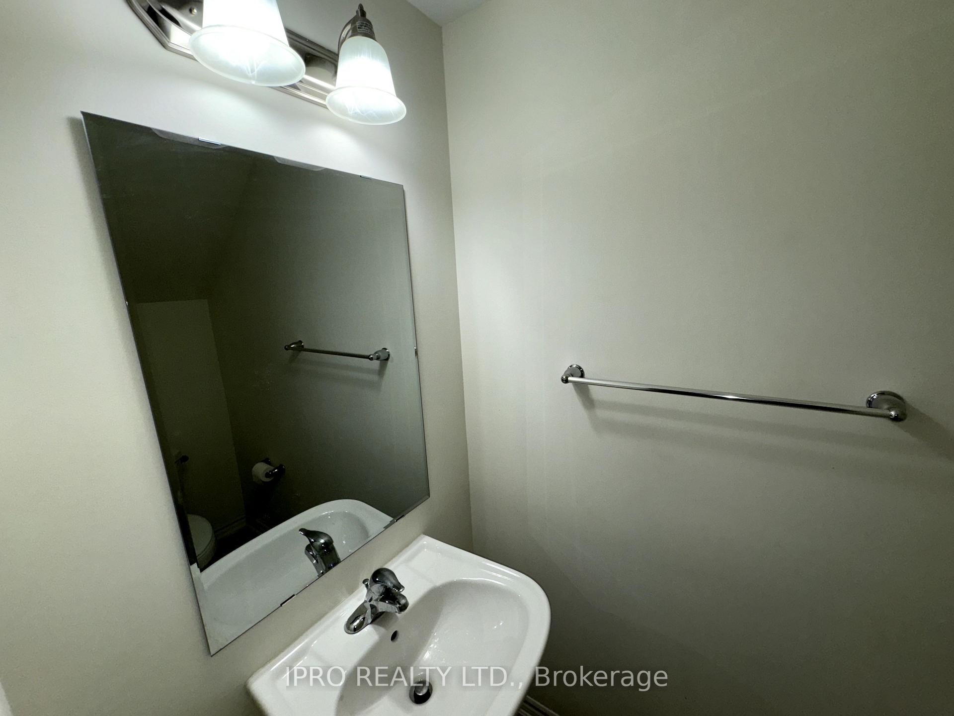 Photo 4 of Unit 4, 230 Lagerfeld Drive, Brampton, Northwest Brampton — HOMEH