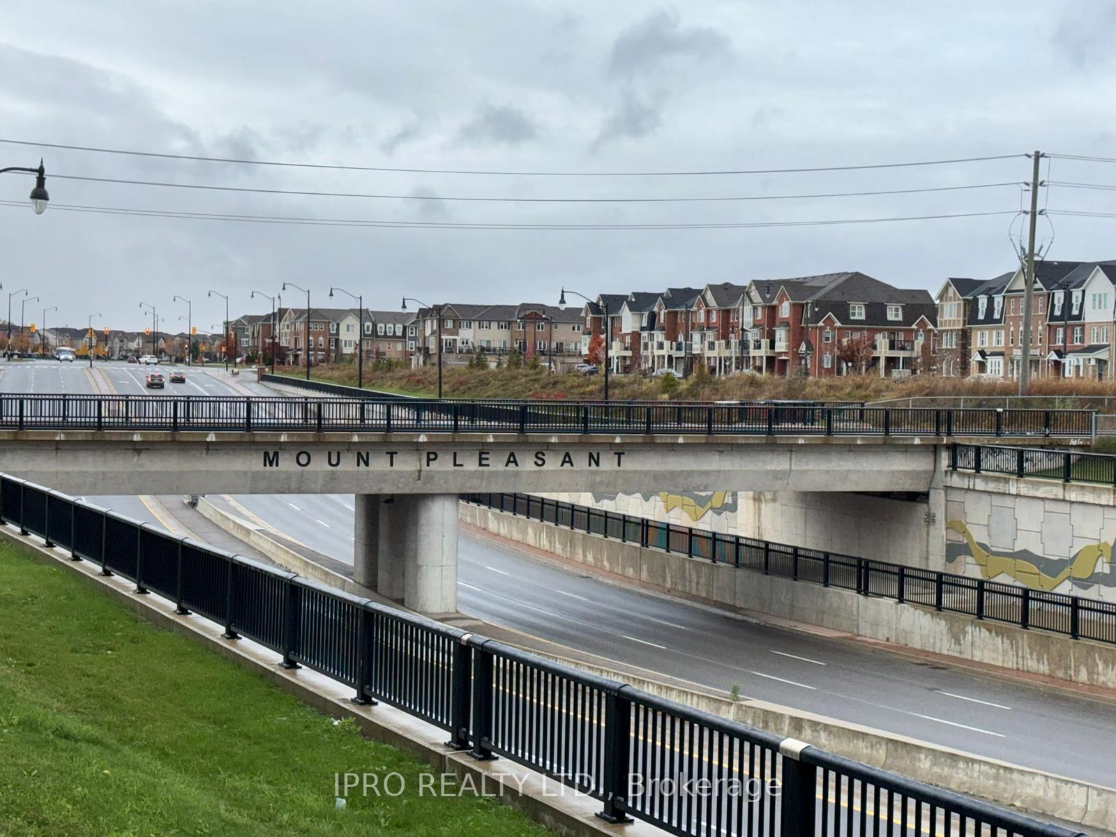 Photo 3 of Unit 4, 230 Lagerfeld Drive, Brampton, Northwest Brampton — HOMEH