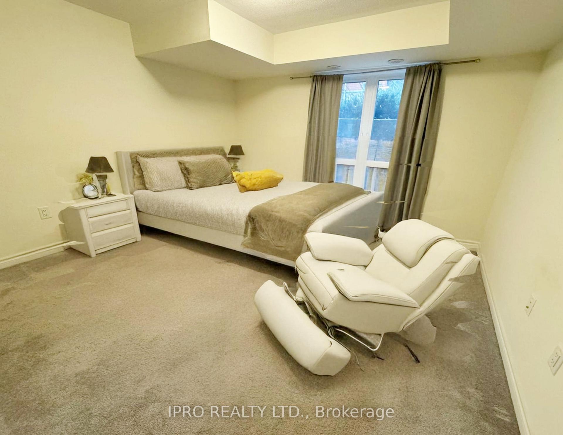 Photo 11 of Unit 4, 230 Lagerfeld Drive, Brampton, Northwest Brampton — HOMEH
