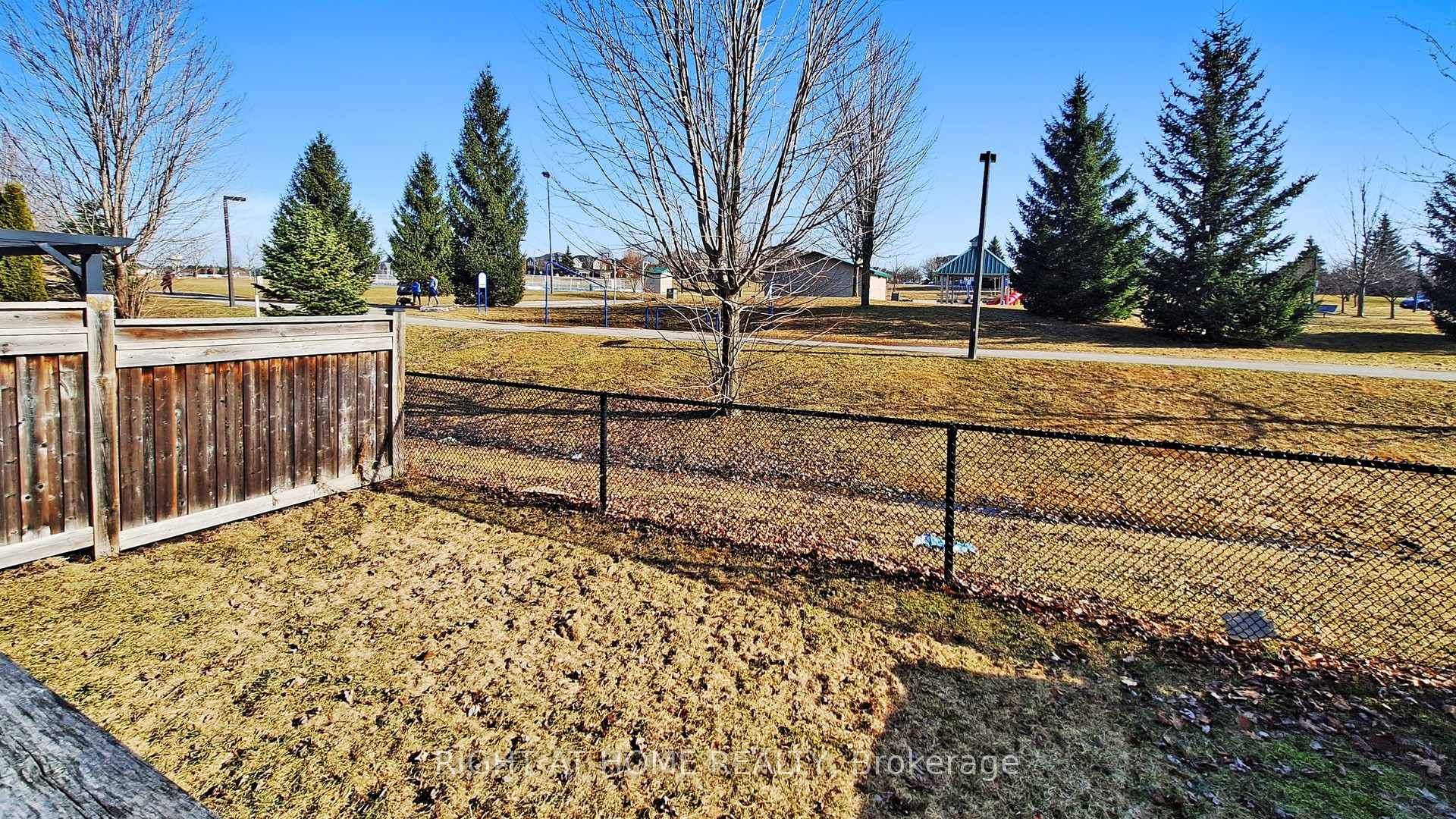Photo 26 of 15 Wallwark Street, Aurora, Bayview Northeast — HOMEH