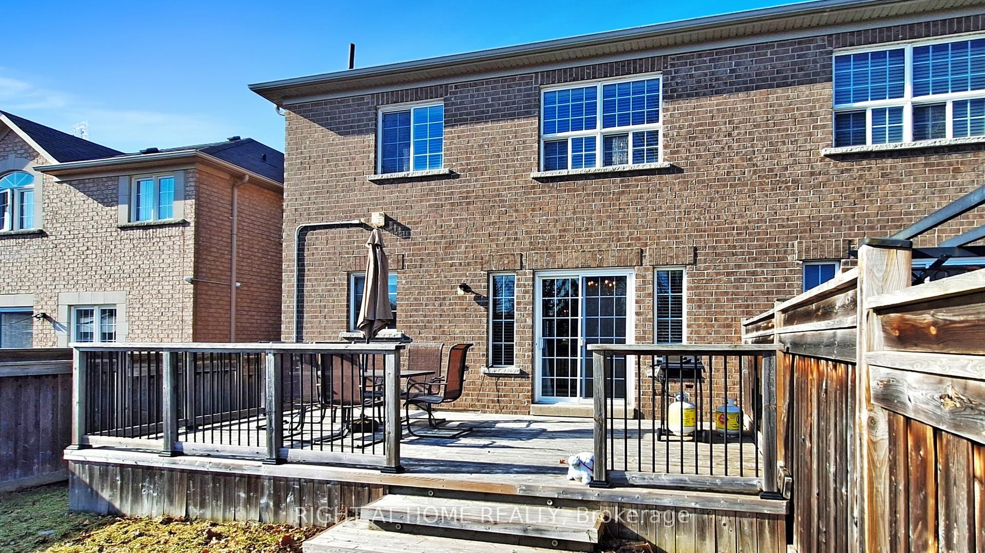 Photo 20 of 15 Wallwark Street, Aurora, Bayview Northeast — HOMEH