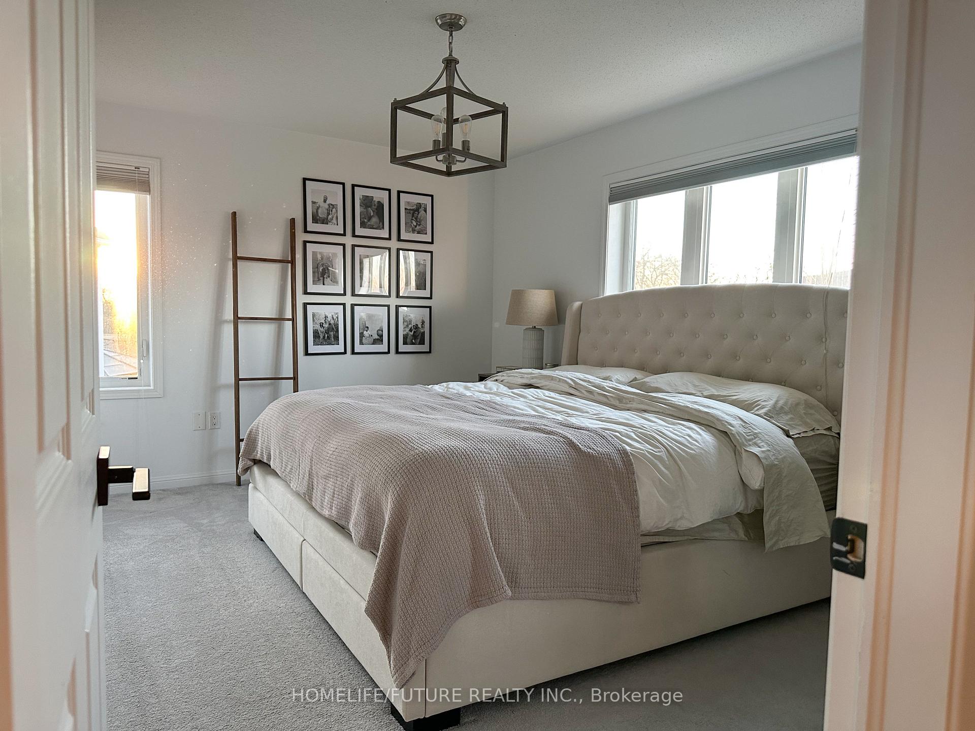 Photo 15 of 26 Autumn Harvest Road, Clarington, Bowmanville — HOMEH