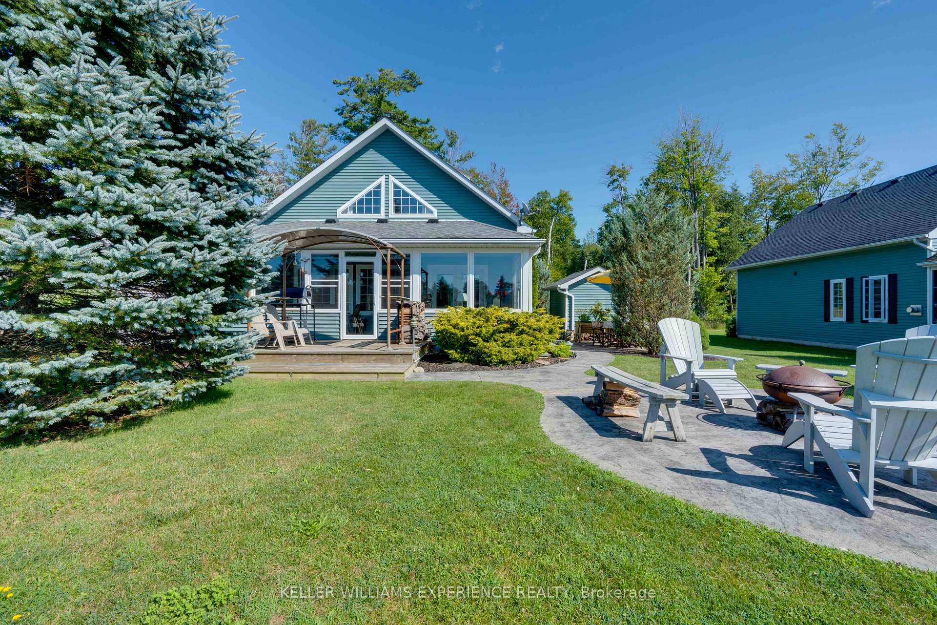 Photo 10 of 26 Algonquin Trail, Wasaga Beach — HOMEH
