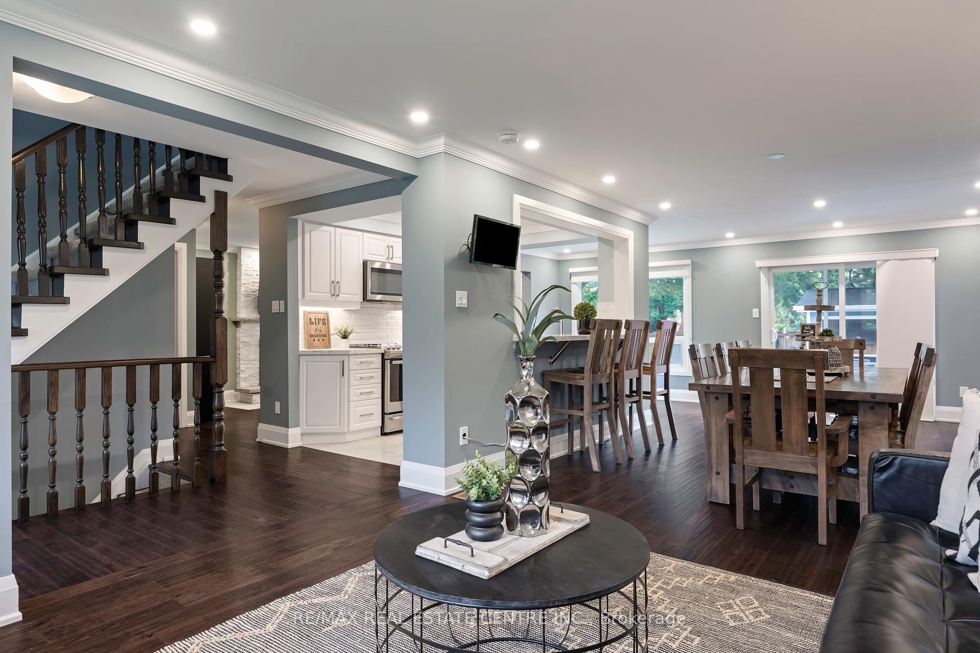 Photo 6 of 101 Kenpark Avenue, Brampton, Snelgrove — HOMEH