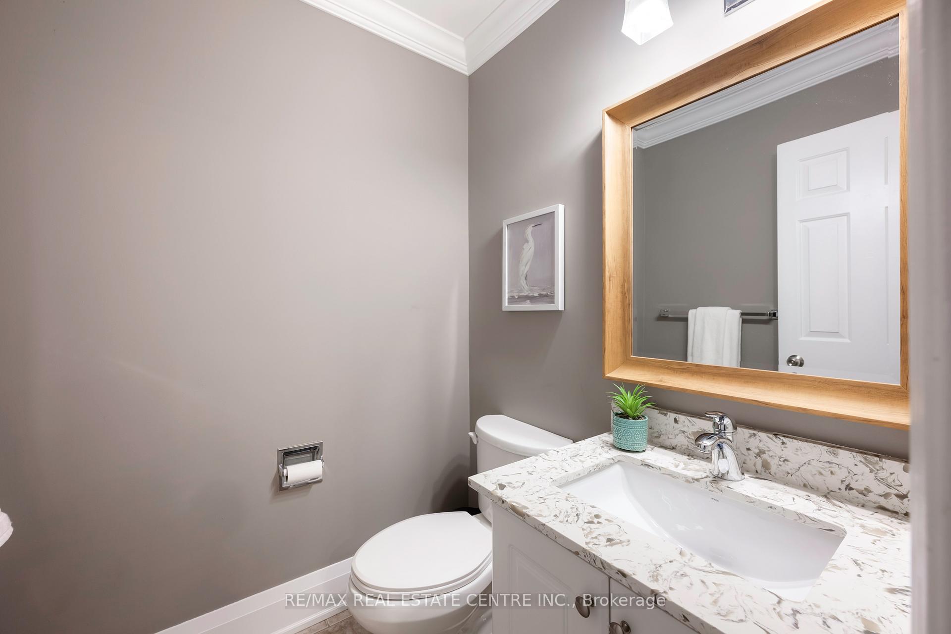 Photo 10 of 101 Kenpark Avenue, Brampton, Snelgrove — HOMEH