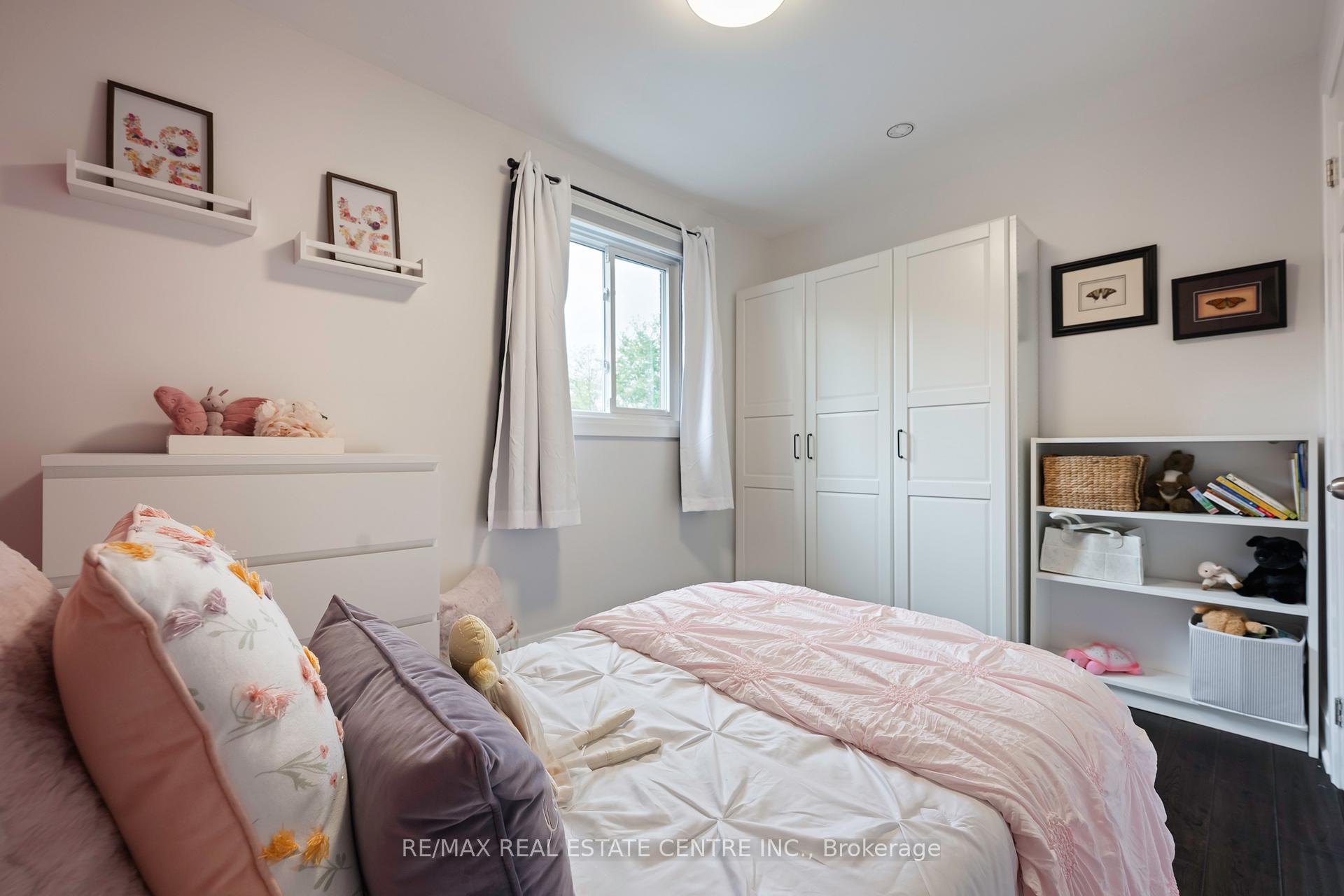 Photo 14 of 101 Kenpark Avenue, Brampton, Snelgrove — HOMEH