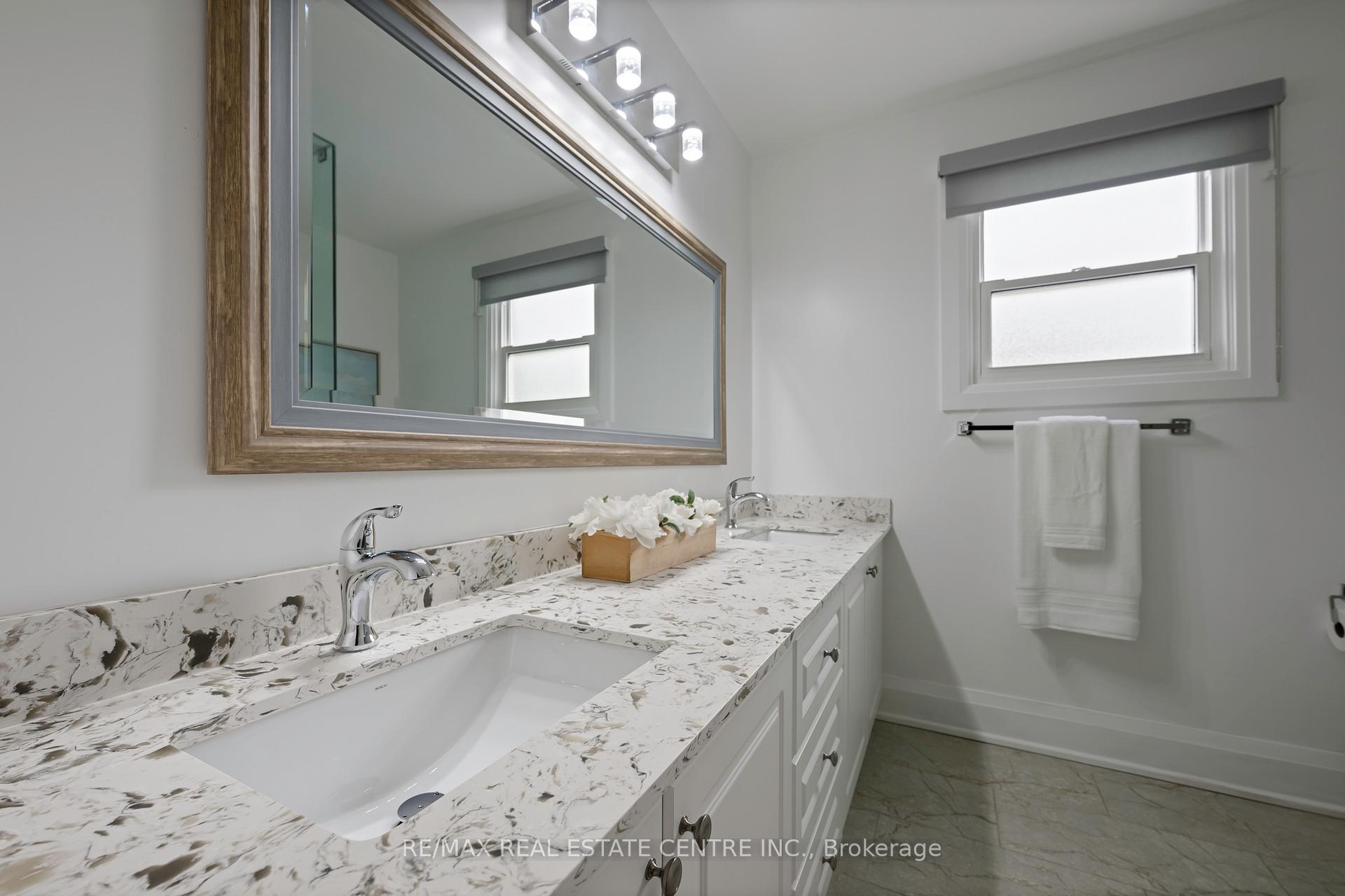 Photo 16 of 101 Kenpark Avenue, Brampton, Snelgrove — HOMEH