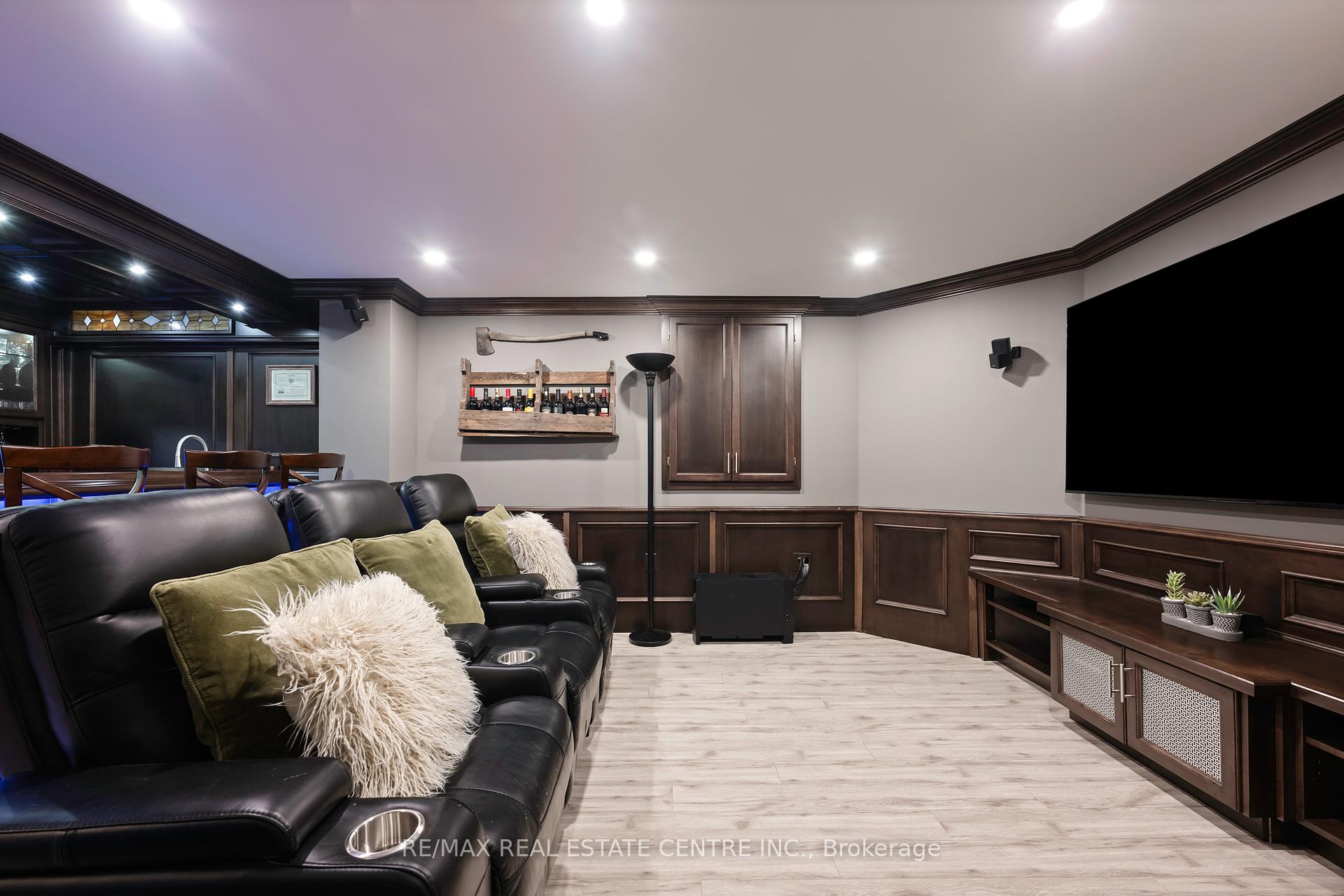 Photo 35 of 101 Kenpark Avenue, Brampton, Snelgrove — HOMEH