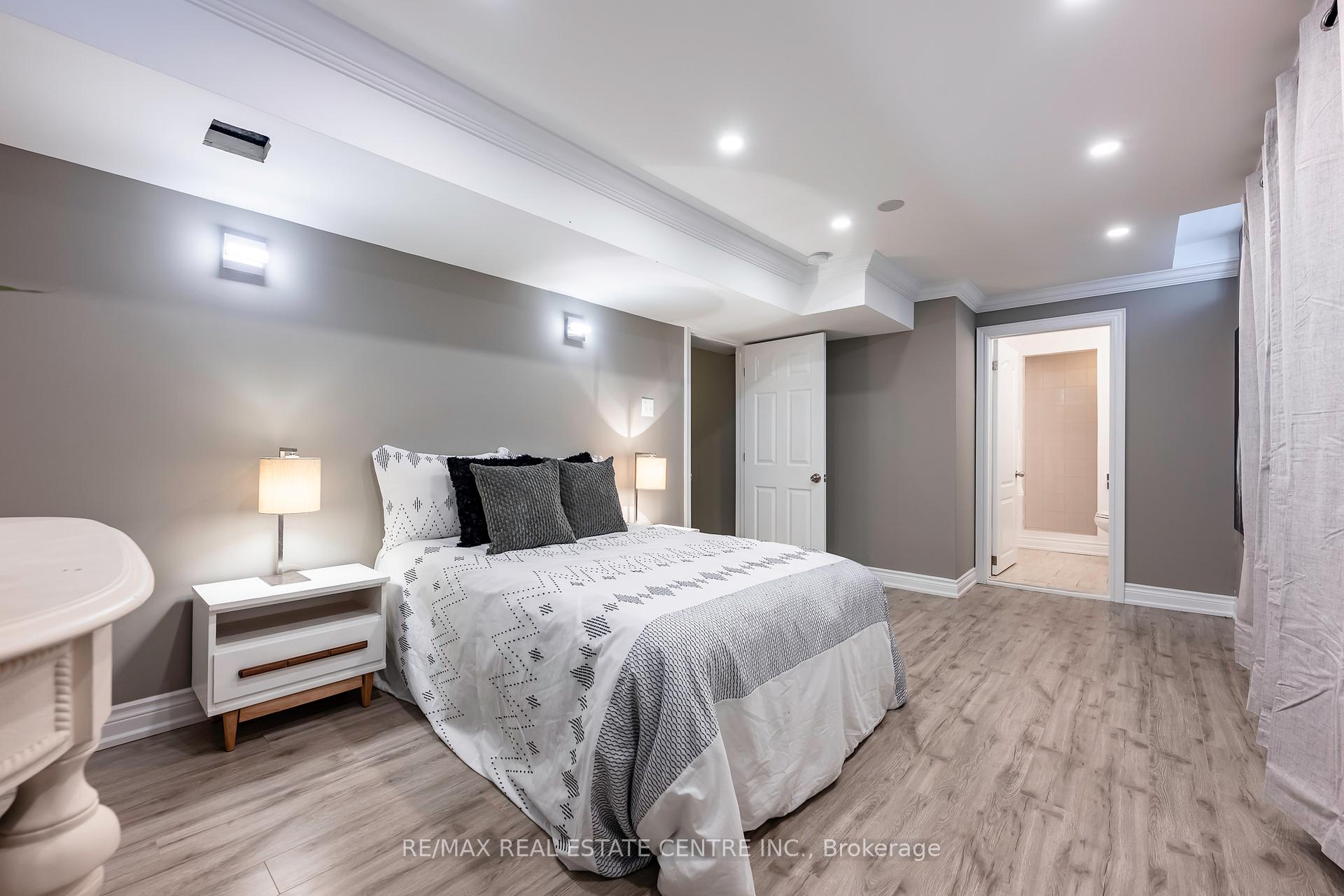 Photo 47 of 101 Kenpark Avenue, Brampton, Snelgrove — HOMEH