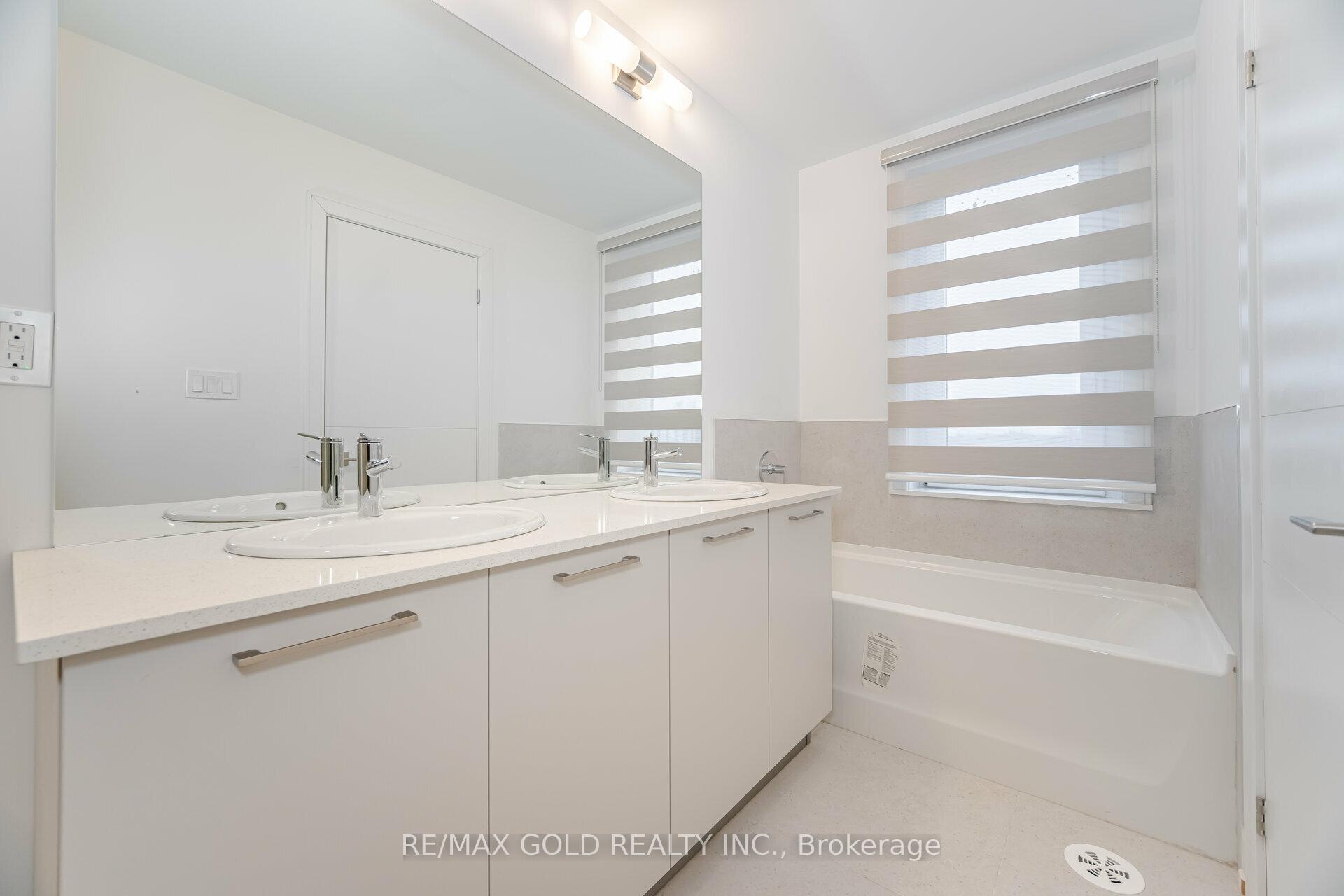 Photo 14 of Unit 33, 49 Desiree Place, Caledon, Bolton East — HOMEH