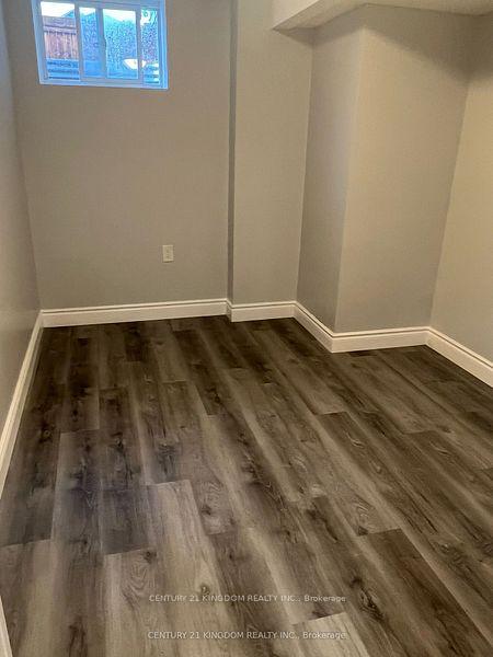 Photo 4 of Unit Bsmt, 458 Summerpark Crescent, Pickering, Amberlea — HOMEH