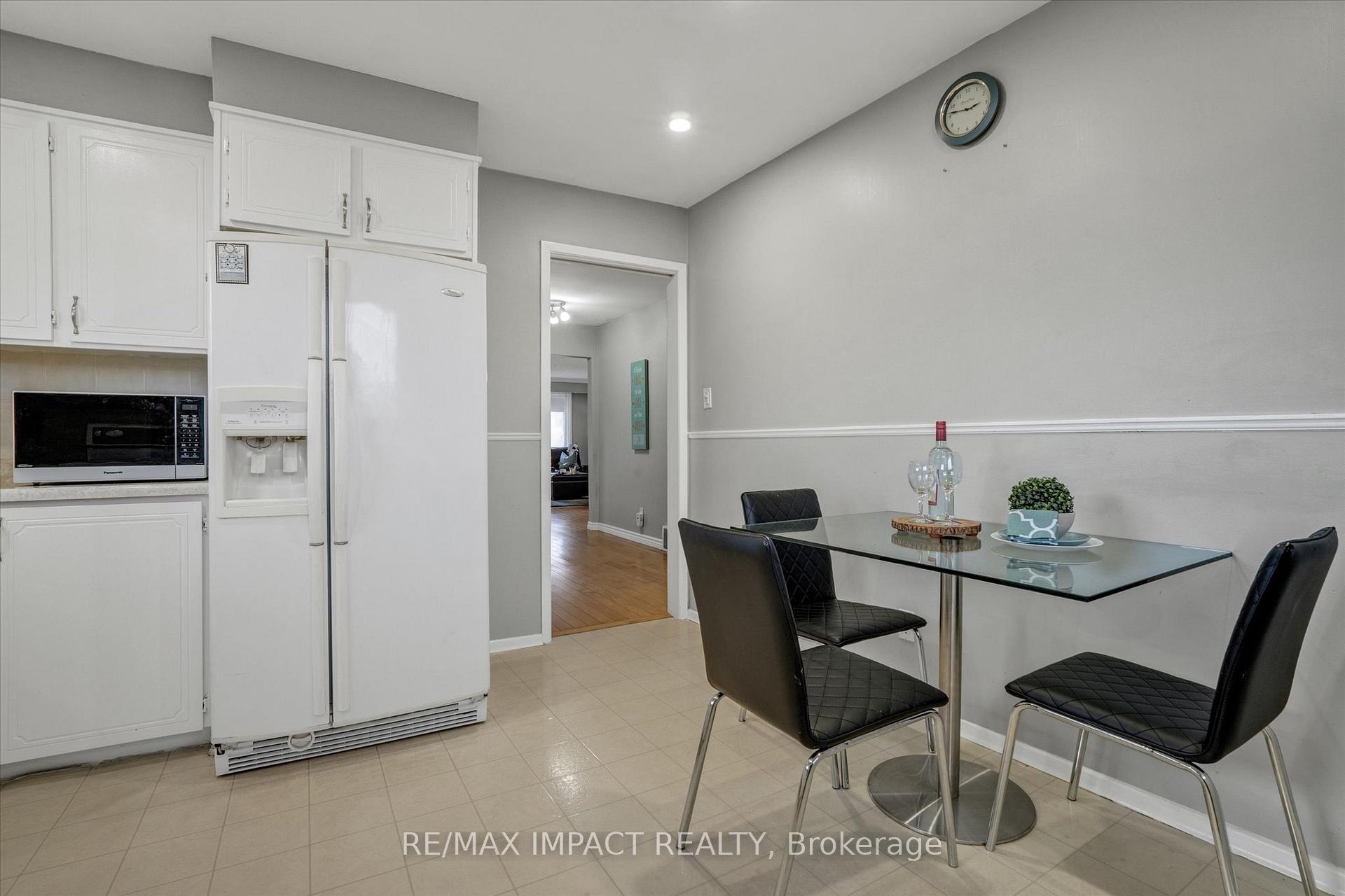 Photo 32 of 348 Ridgeway Avenue, Oshawa, McLaughlin — HOMEH