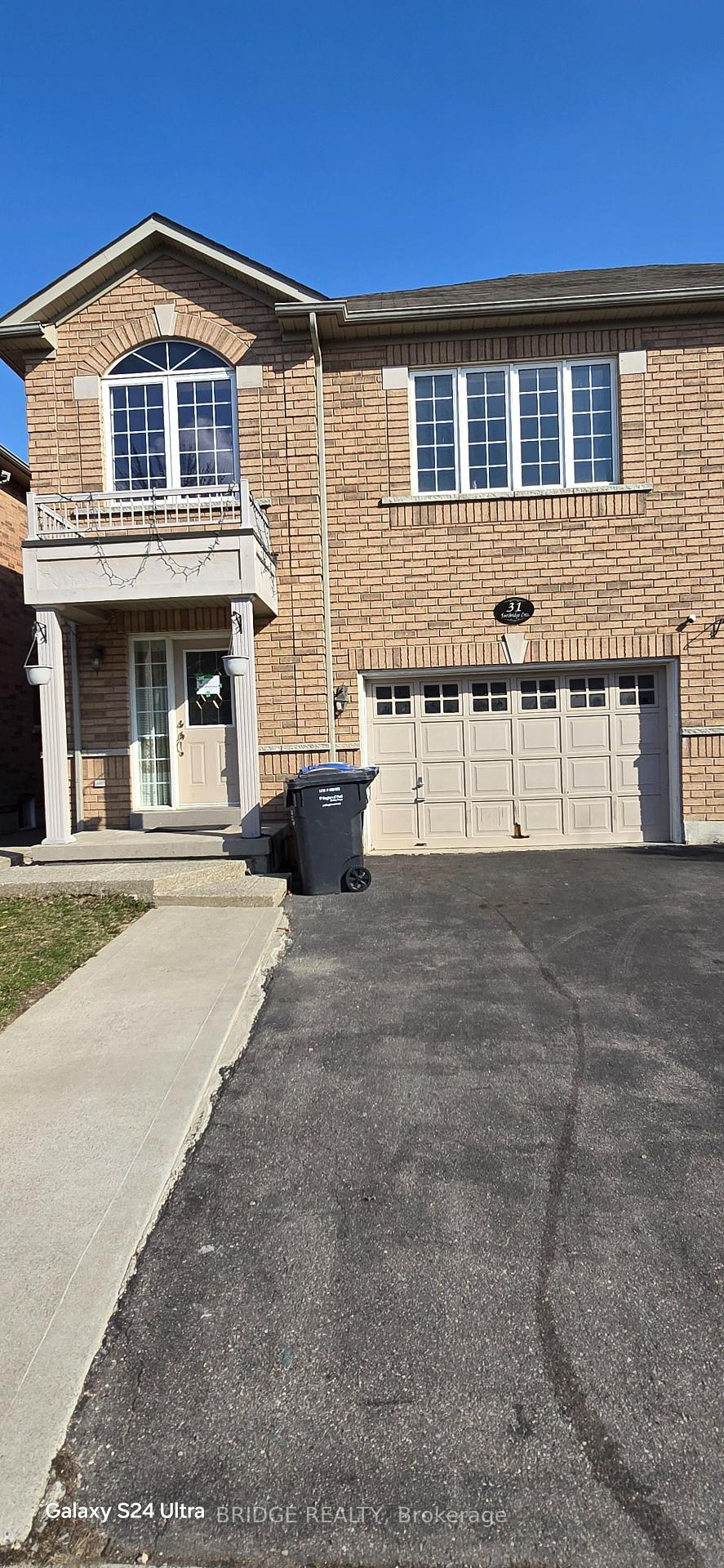 Photo 5 of 31 Footbridge Crescent S, Brampton, Sandringham-Wellington — HOMEH