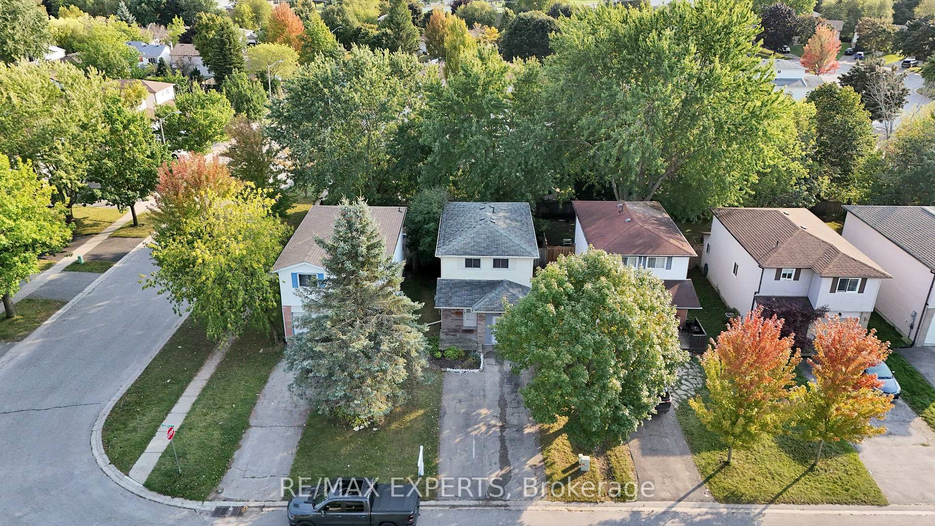 Photo 6 of 79 Corbett Drive, Barrie, Grove East — HOMEH
