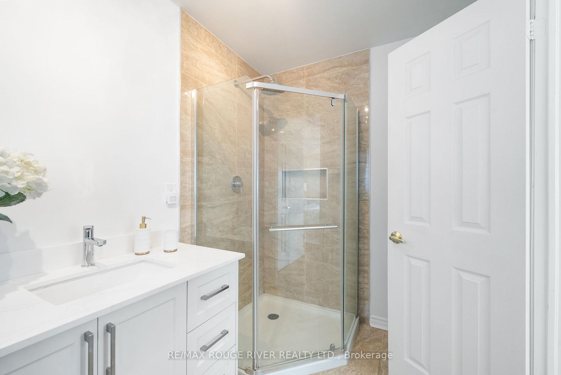 Photo 11 of 759 Aspen Road, Pickering, Amberlea — HOMEH